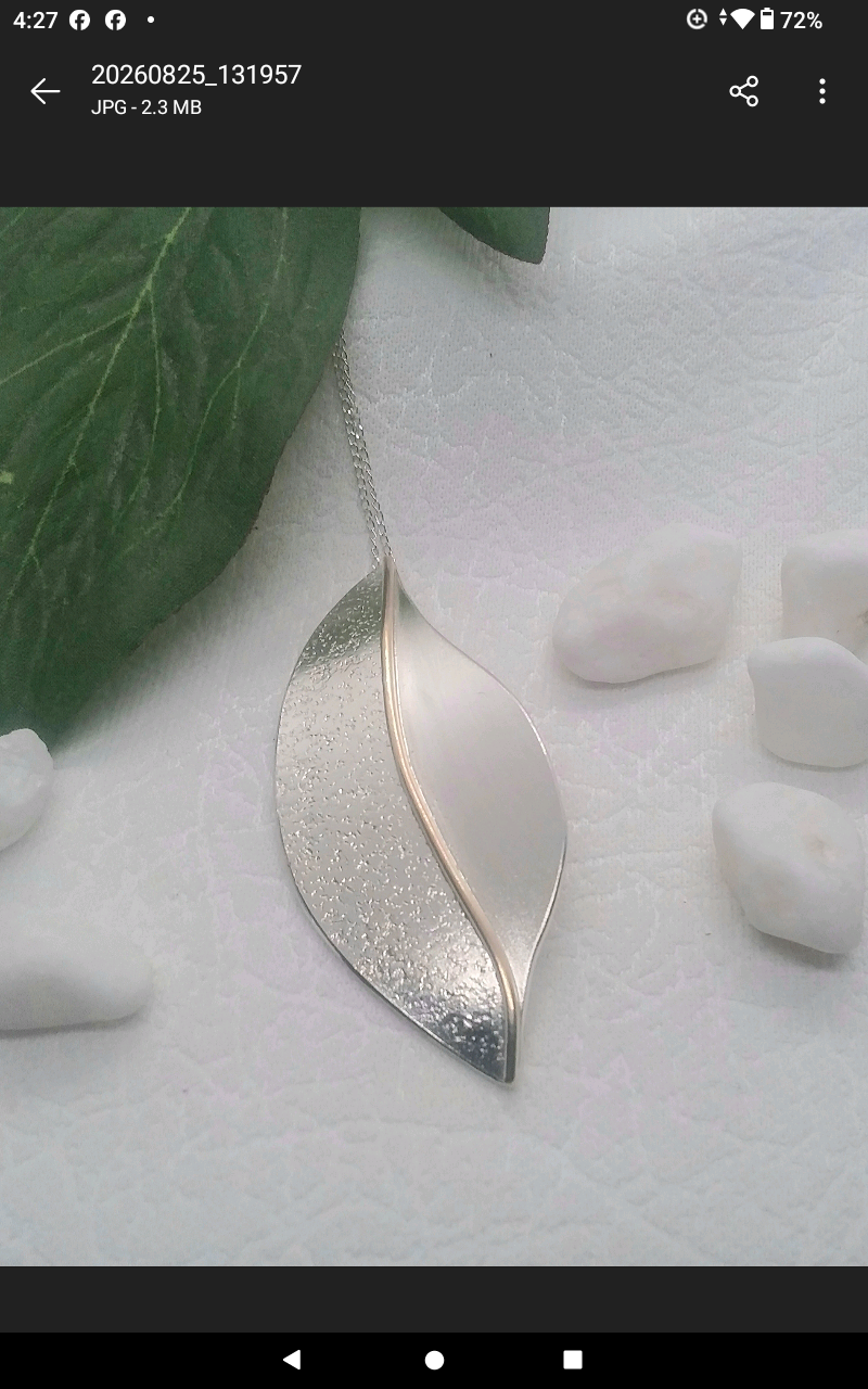 Sterling silver leaf style pendant