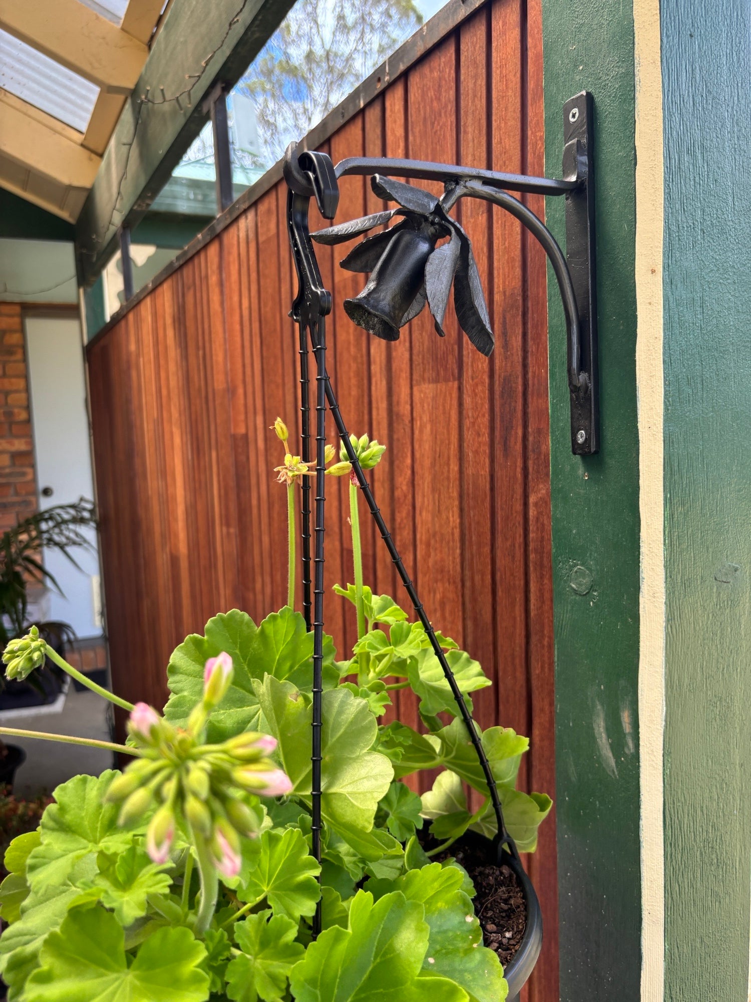 Daffodil Plant Hanger Hook BRacket