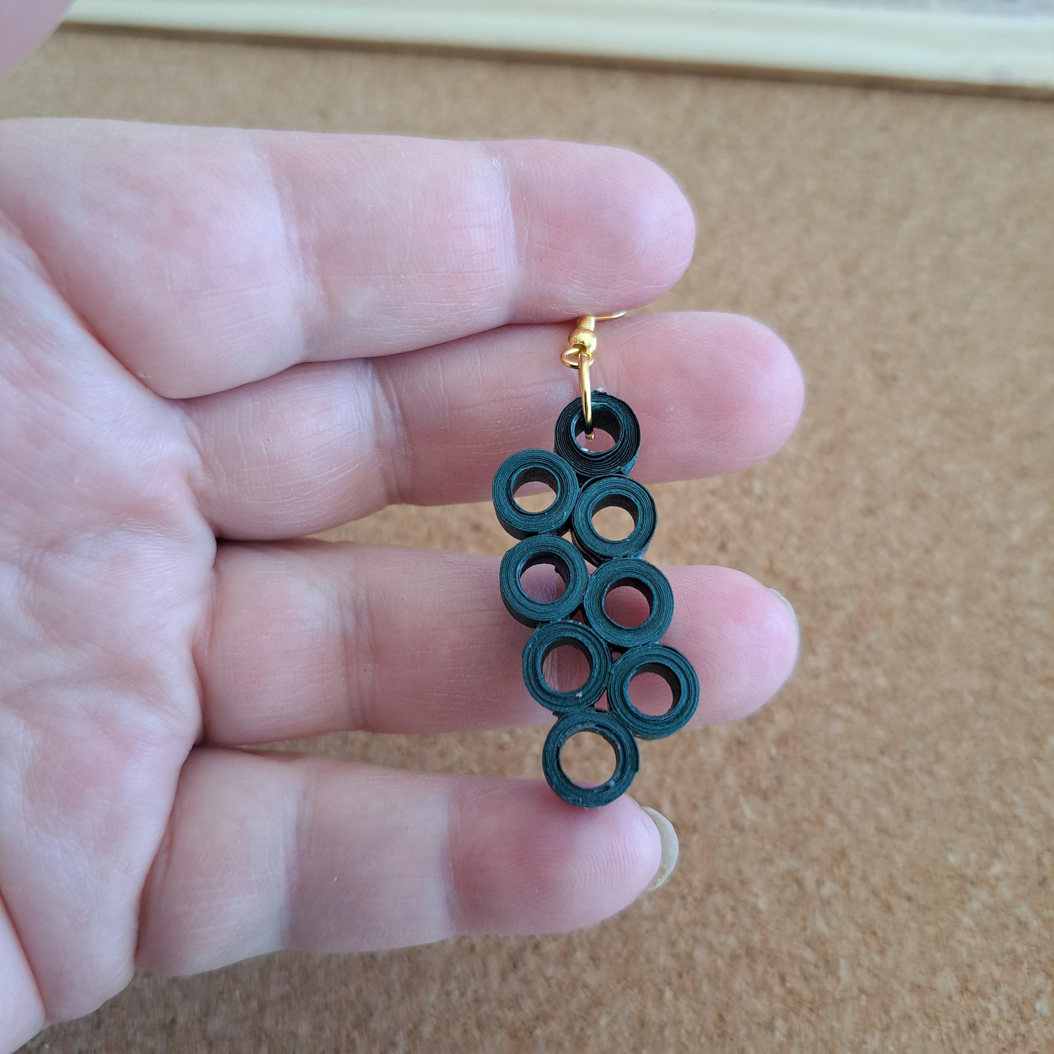 Paper earring gold max