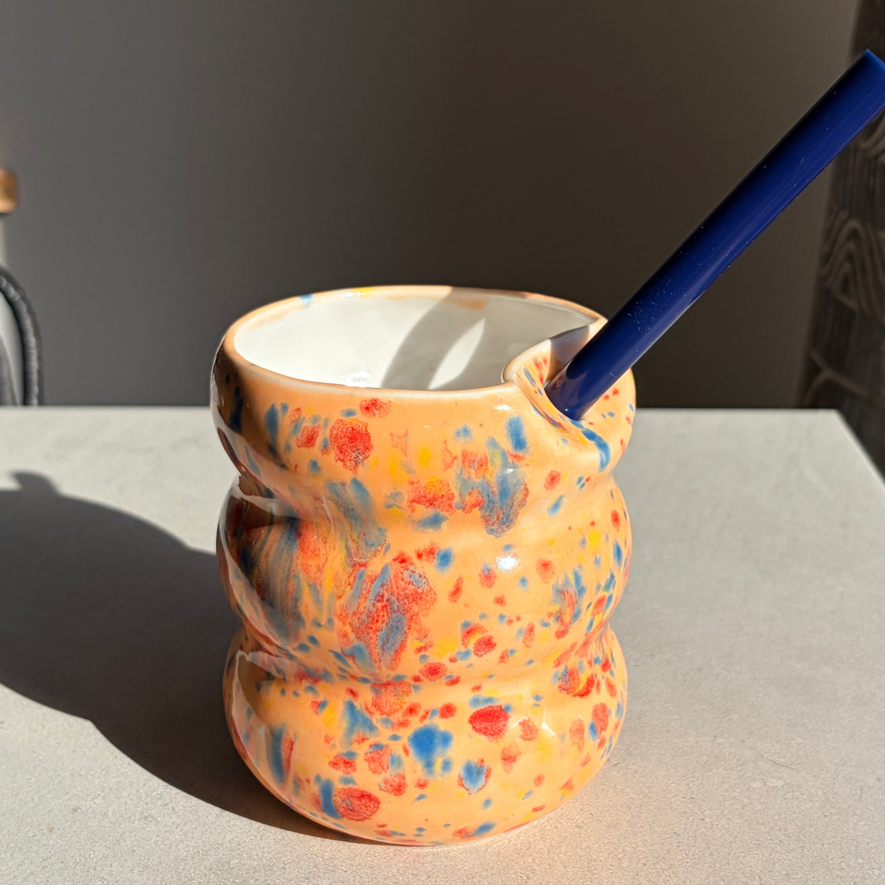 Handcarfted Porcelain Tumbler with Silicon Straw, 600mL Bubble Cup in Peachy Glaze