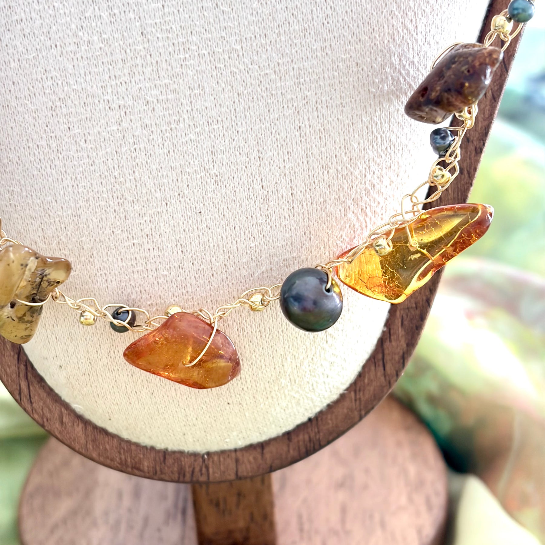 Amber & Pearls Necklace-Chocker “Sunset”