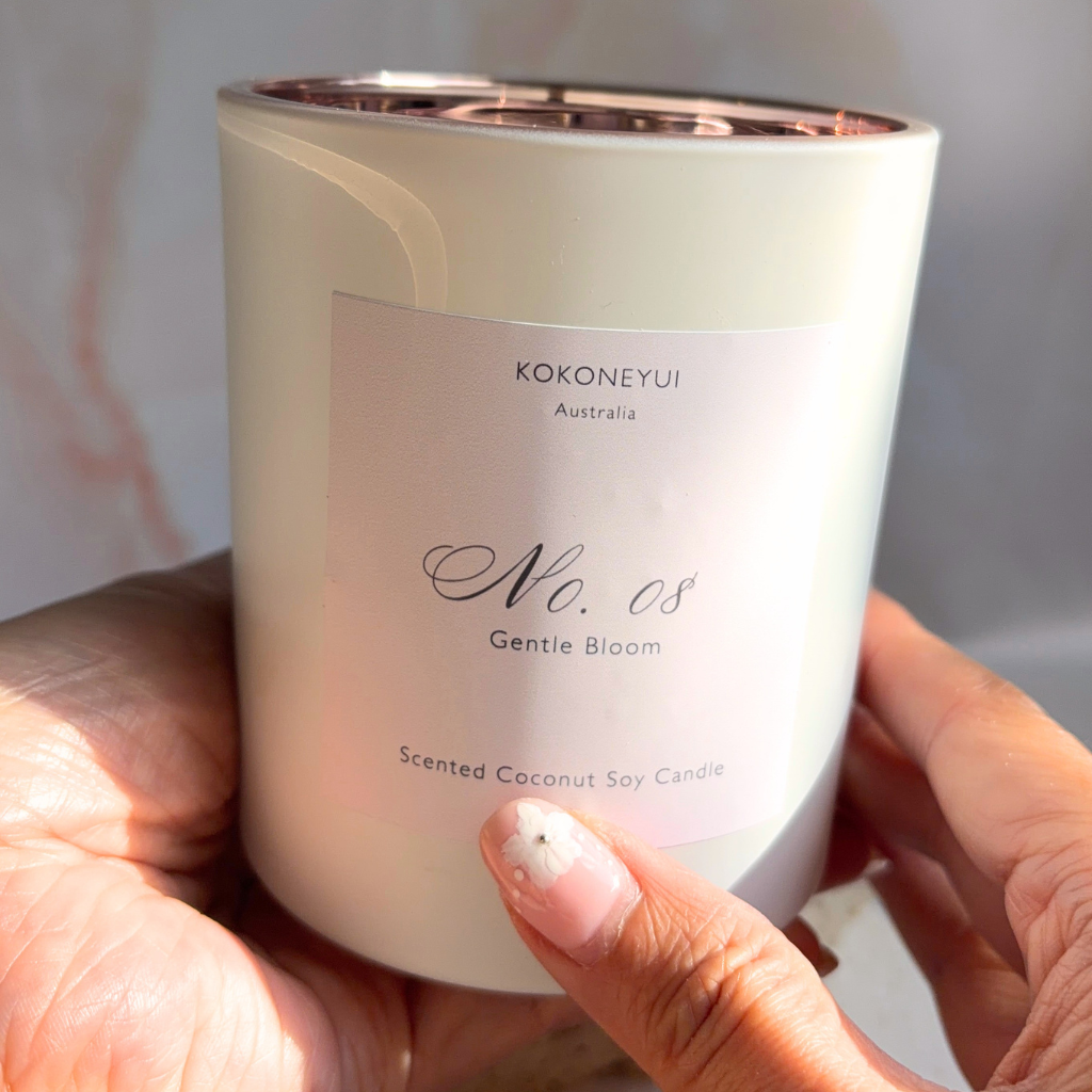 No.08 Gentle Bloom Candle | Japanese Honeysuckle, Neroli & Vanilla — 300g