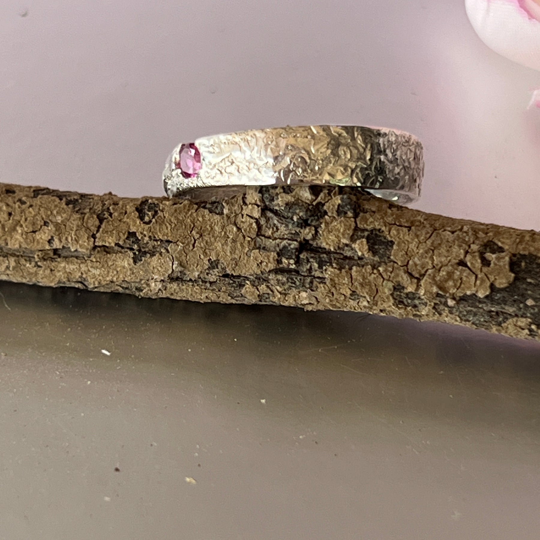 “Batemans Bay” Sterling Silver Ring-Pink Sapphire