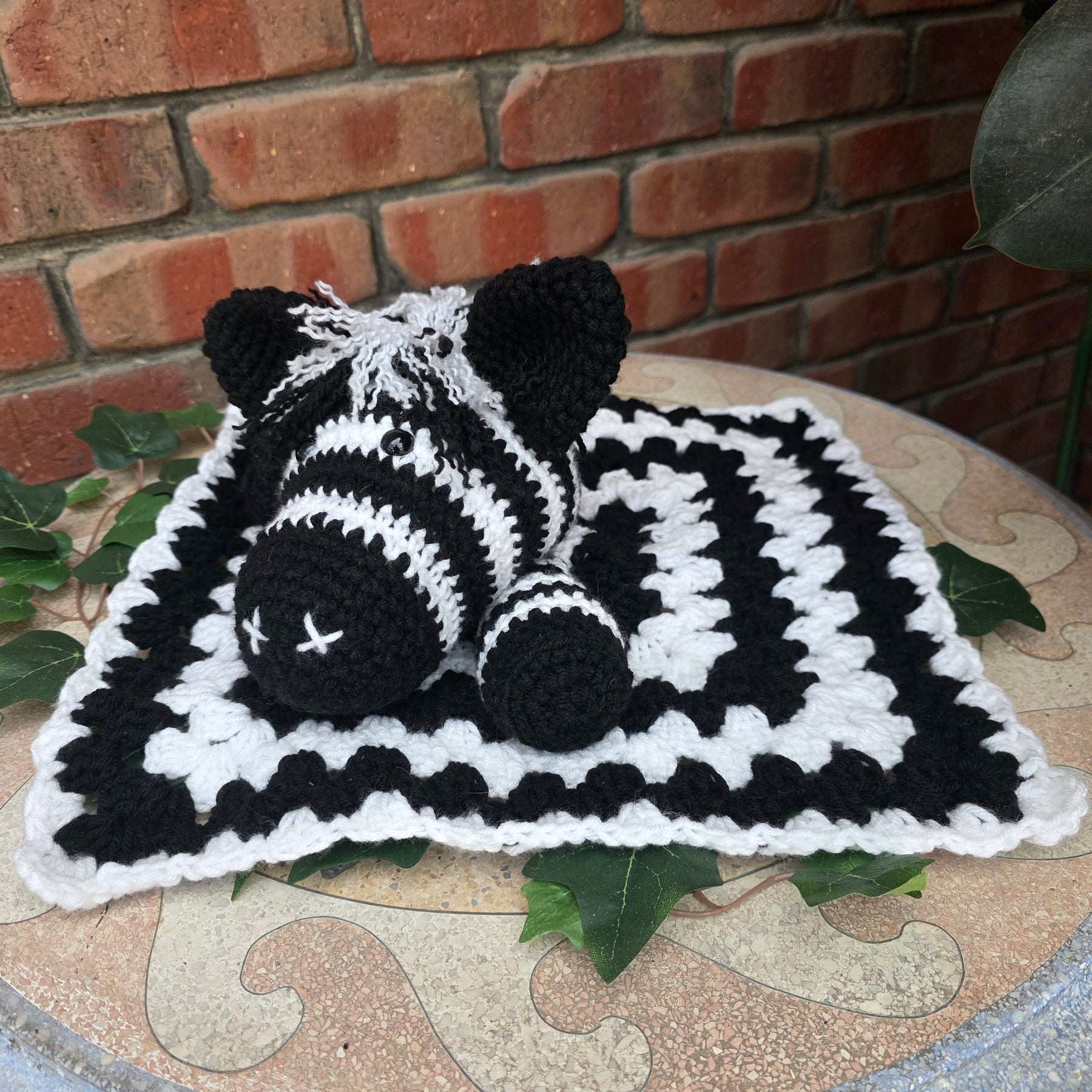🦓 Ziggy the Zebra – Cuddle Comforter