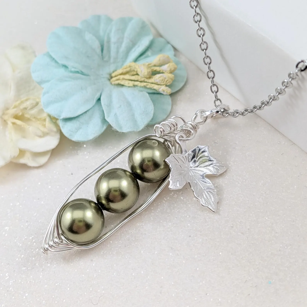 Three Peas In A Pod Gold Pendant Necklace