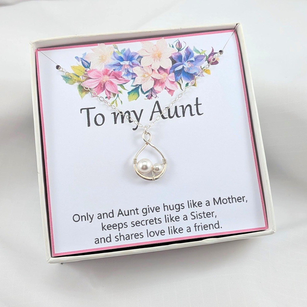 Auntie Necklace, Choose Your Personalized Design,Mothers Day