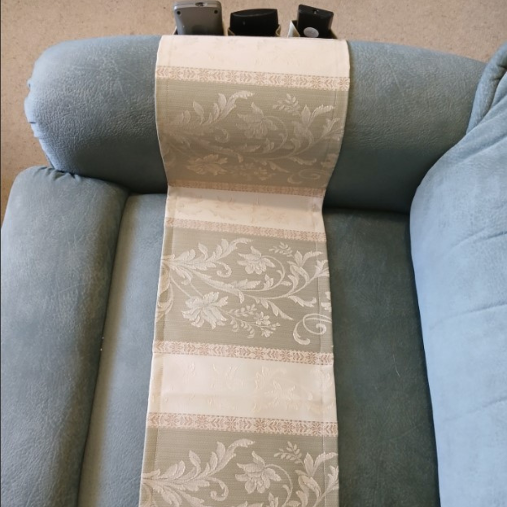 Fabric Remote Control Holder -green & gold 3 pockets