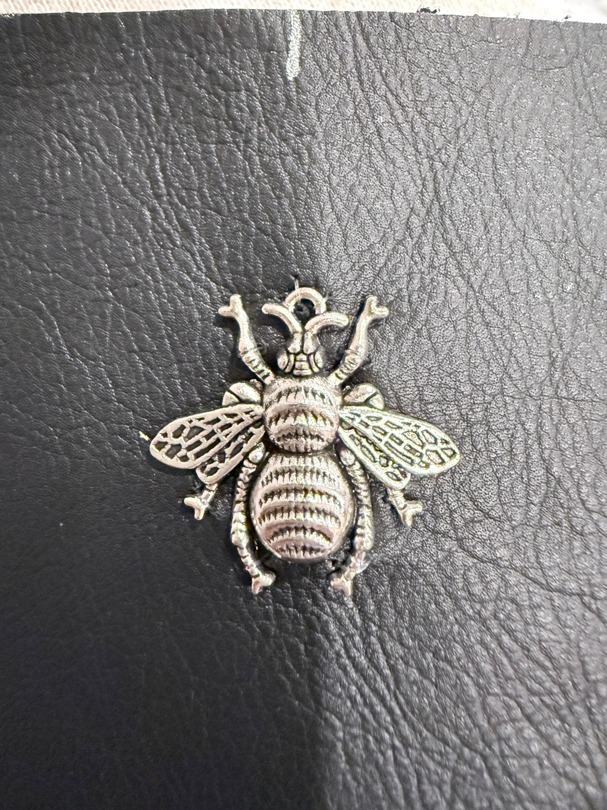 ‘Bee’ leather coin purse with key chain