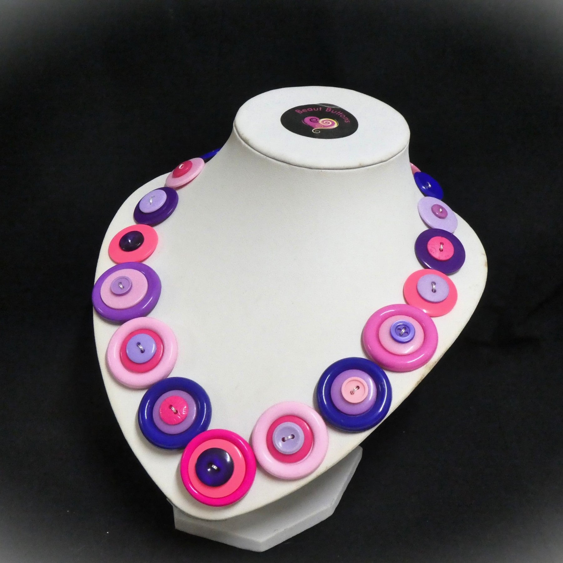 Button necklace - Think Pink