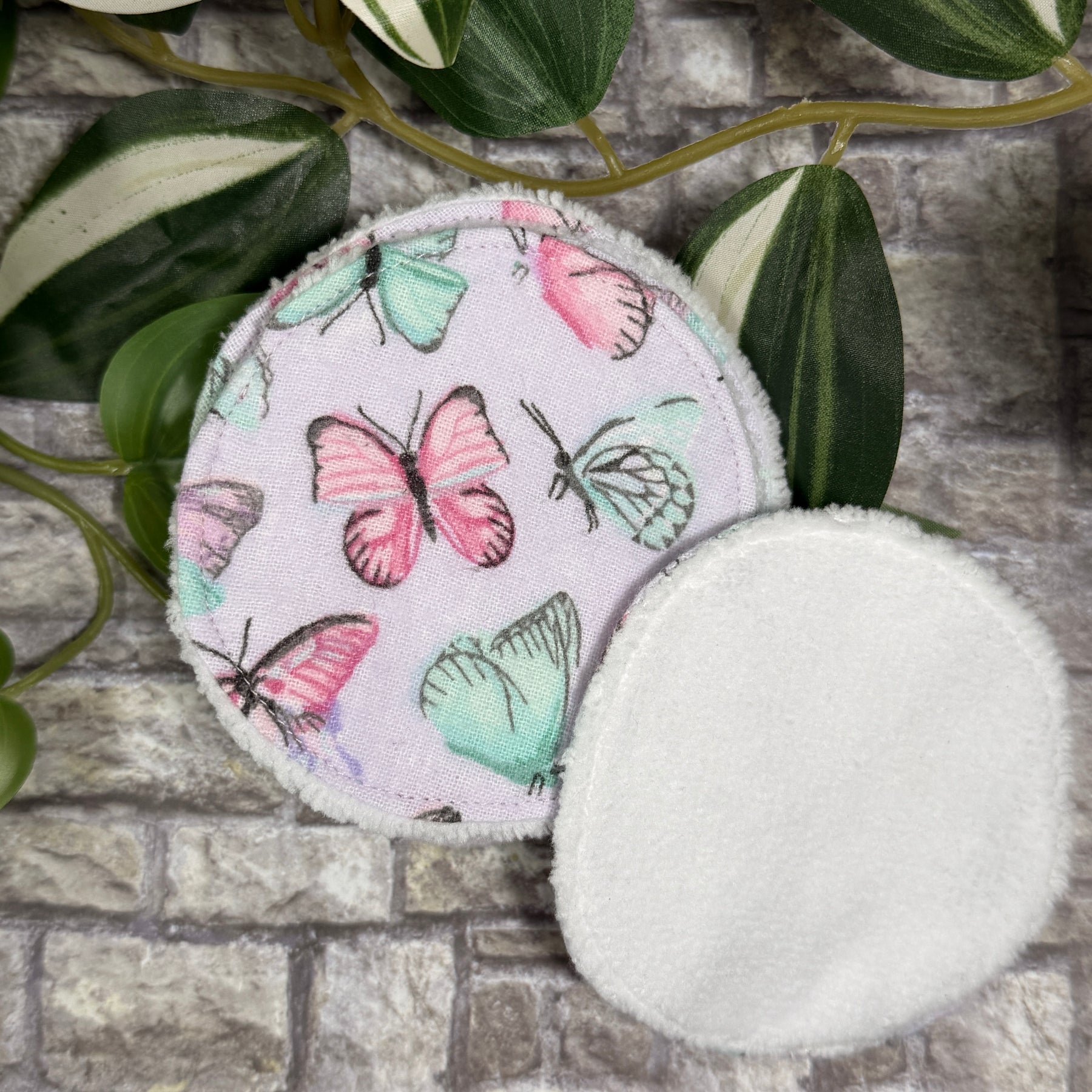 Face Cleansing & Makeup Remover Pads