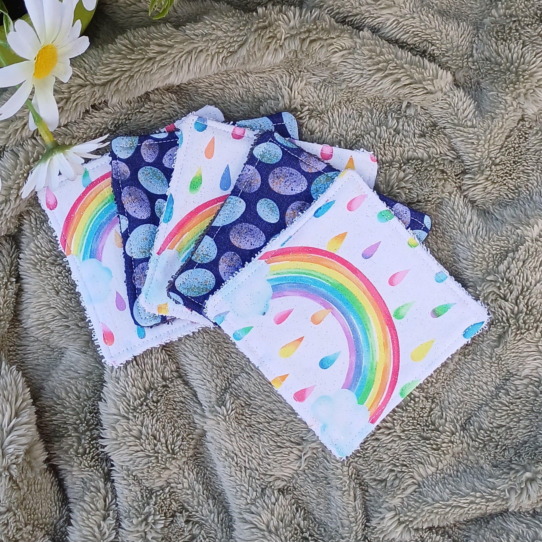 Rainbow & Rocks Design Reusable Makeup Wipes - 5 pieces
