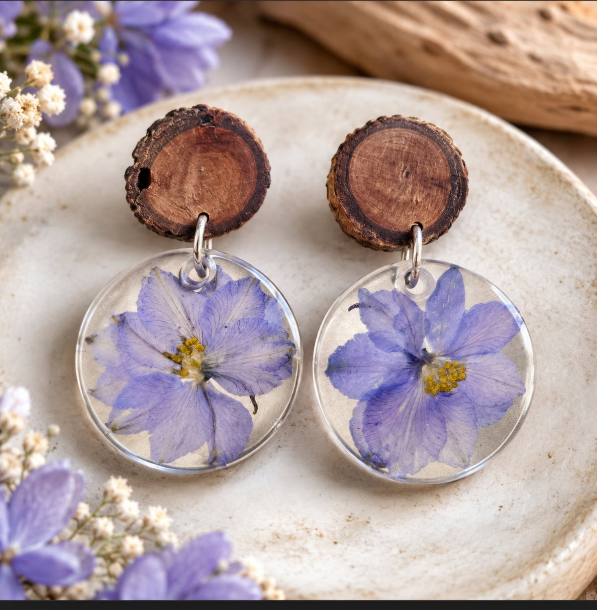 Handmade Lilac Floral Resin & Timber Earrings 🌿