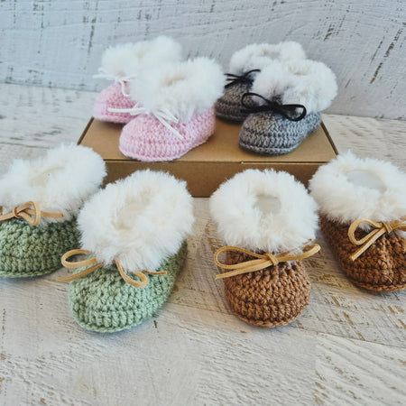 Baby Booties | Fluffy |Newborn | Crochet | Knit | Shoes | Socks