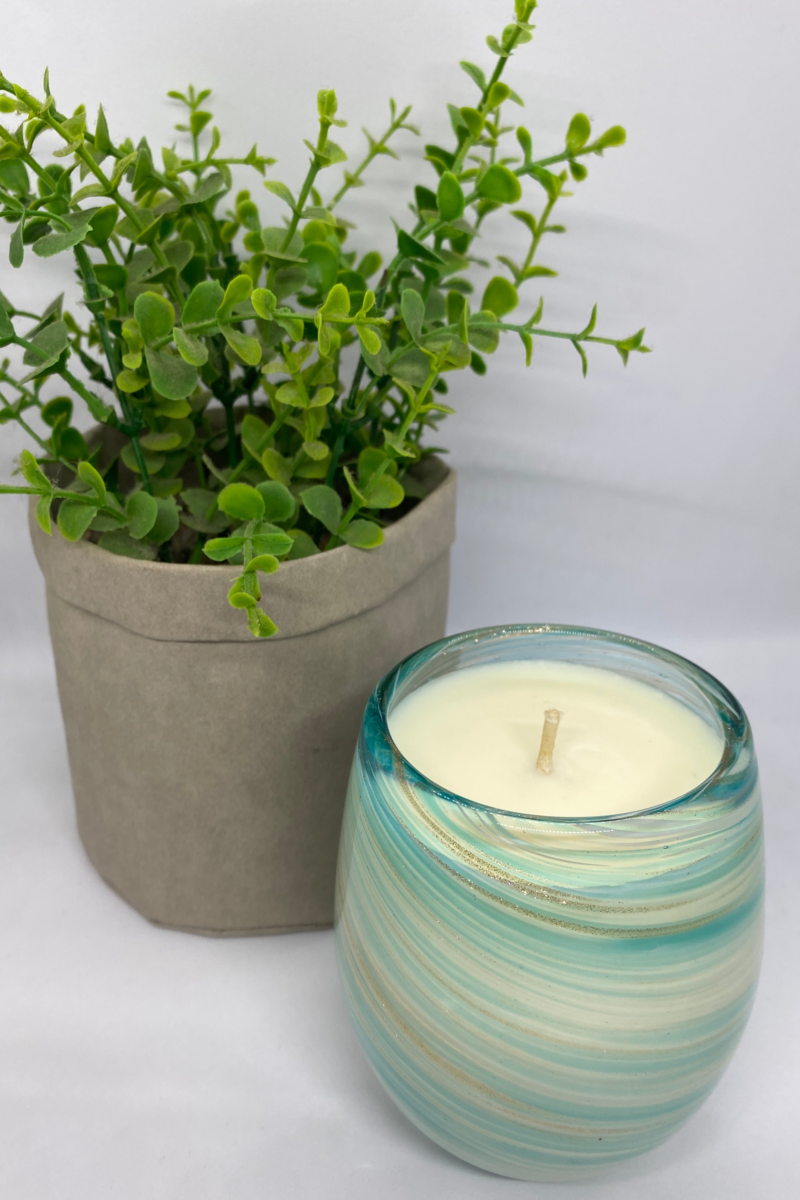 Aqua Gold Swirl Glass with Orchid & Pine Fragrance