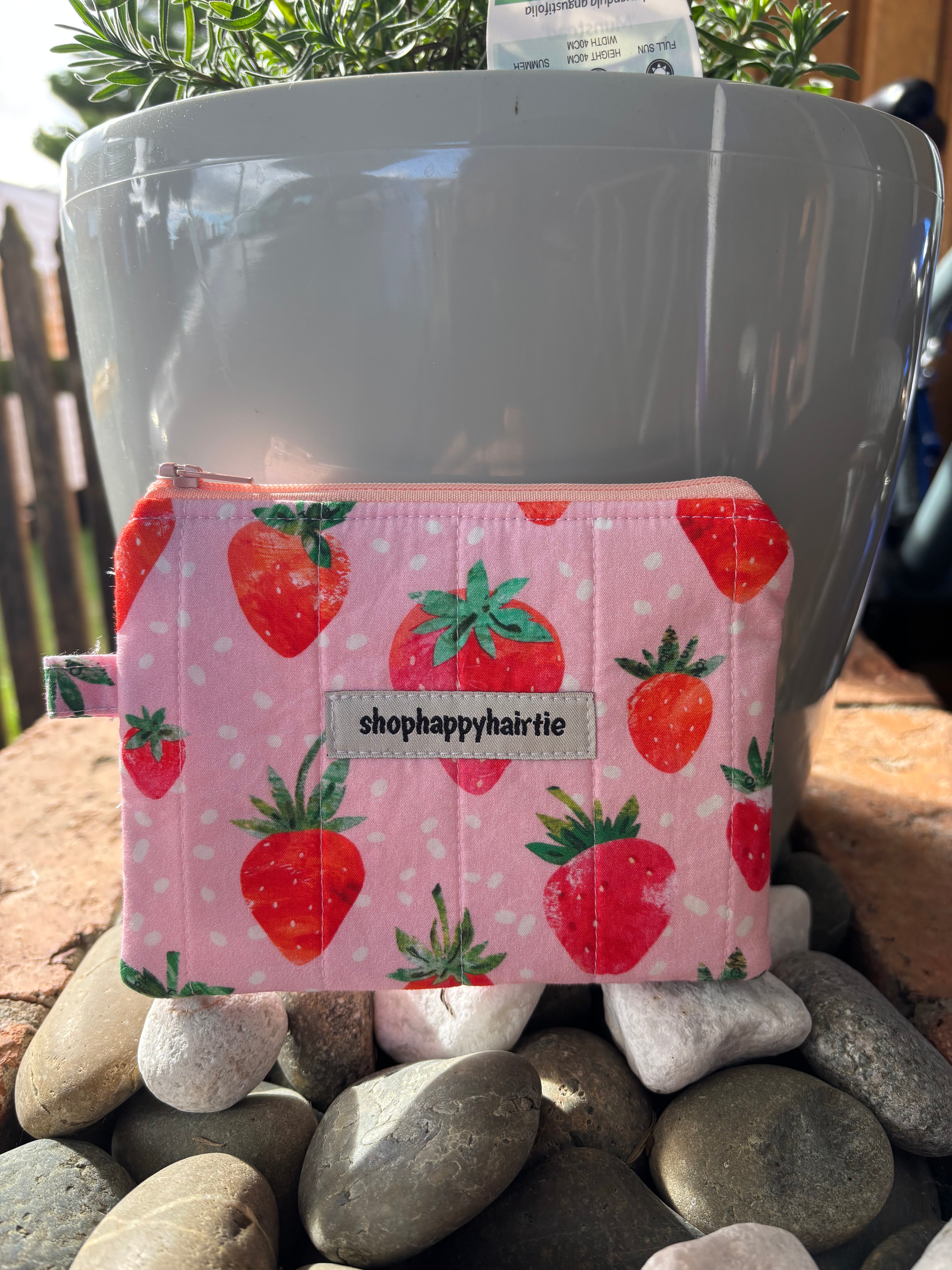 Handmade Quilted Cotton Zipper Pouch | Makeup Bag, Cosmetic Bag & Travel Organiser