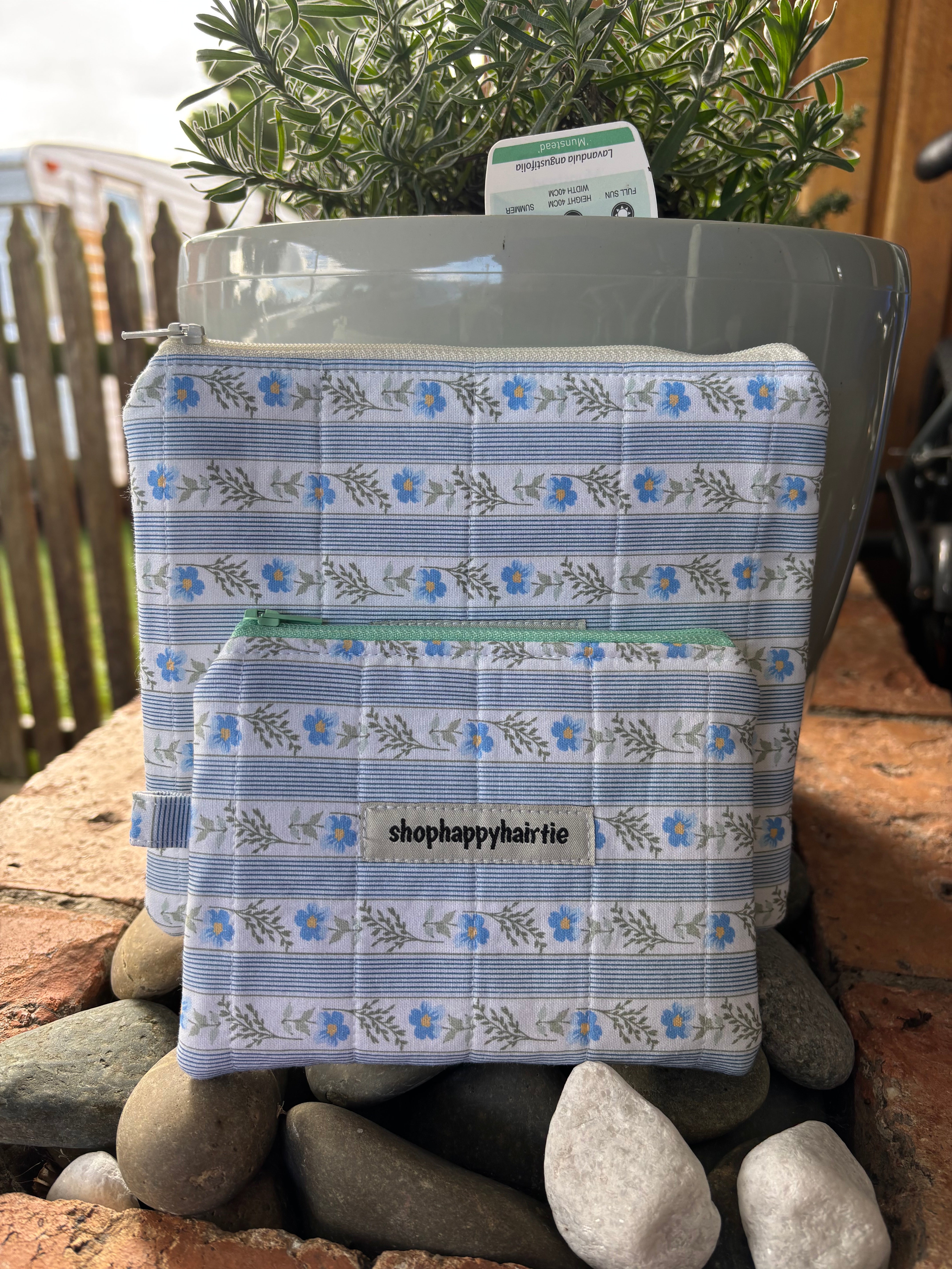 Handmade Quilted Cotton Zipper Pouch | Makeup Bag, Cosmetic Bag & Travel Organiser