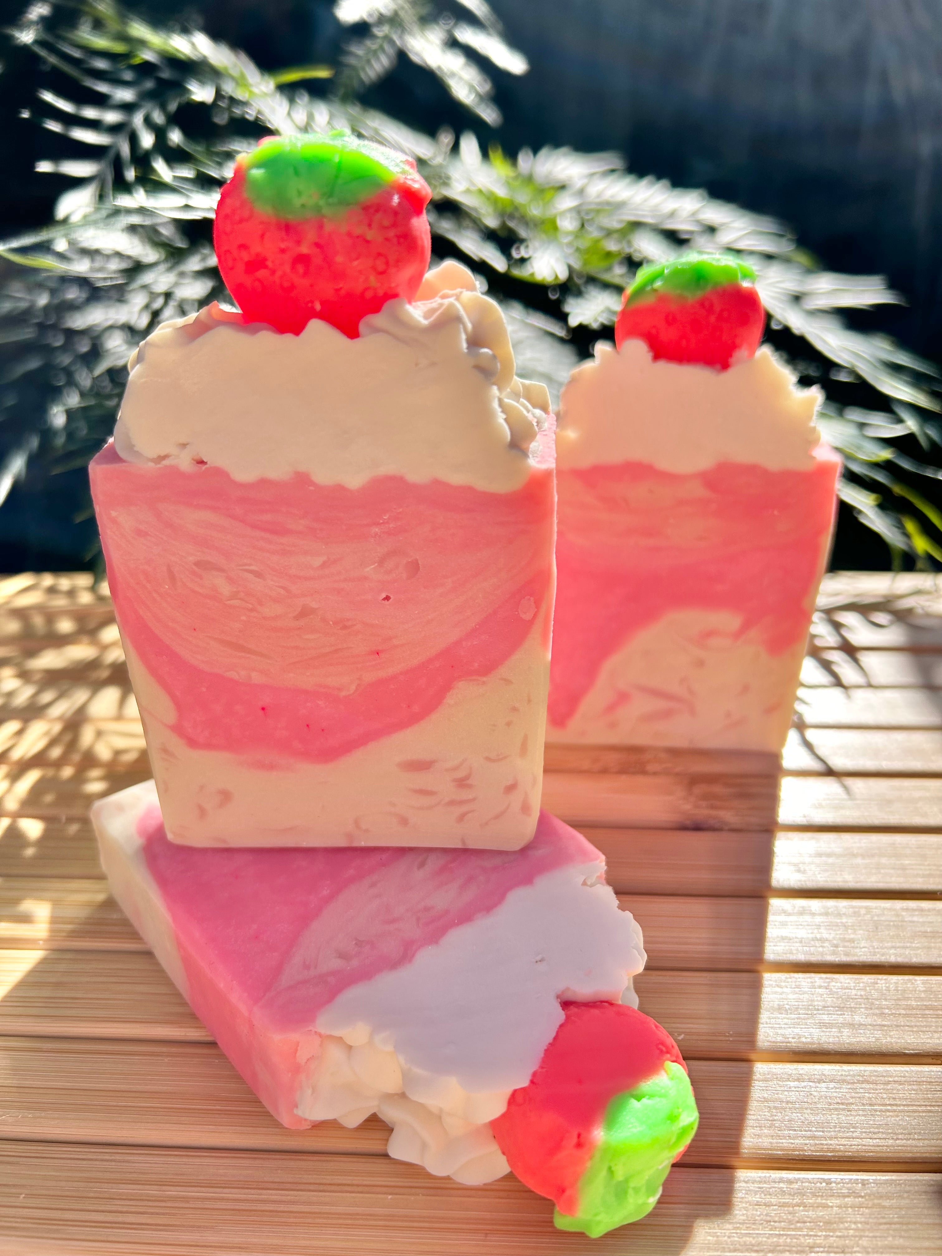 🍓 Strawberry & Cream Soap | Handmade Soap | Limited Edition 🍓
