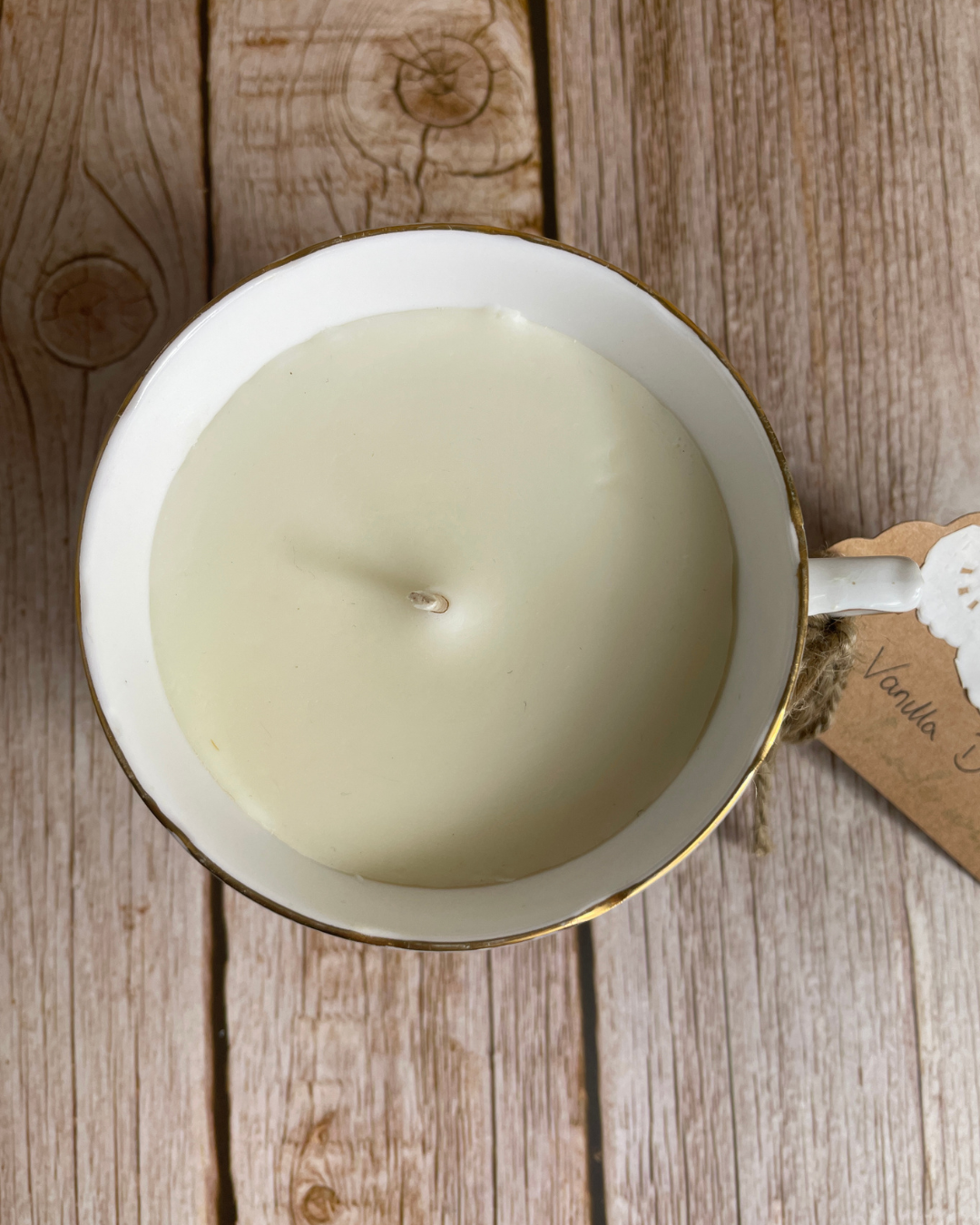 Vanilla Dreams | Natural Soy Candle in a Vintage Porcelain Rose Trio