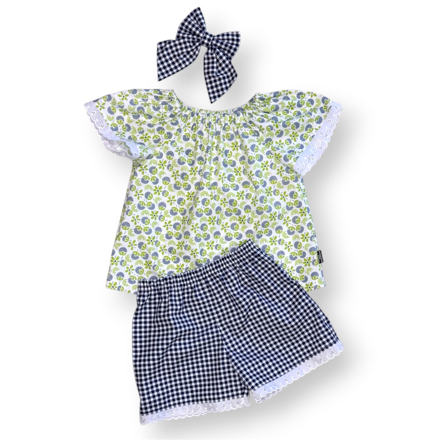 Simple Seaside girls summer Outfit