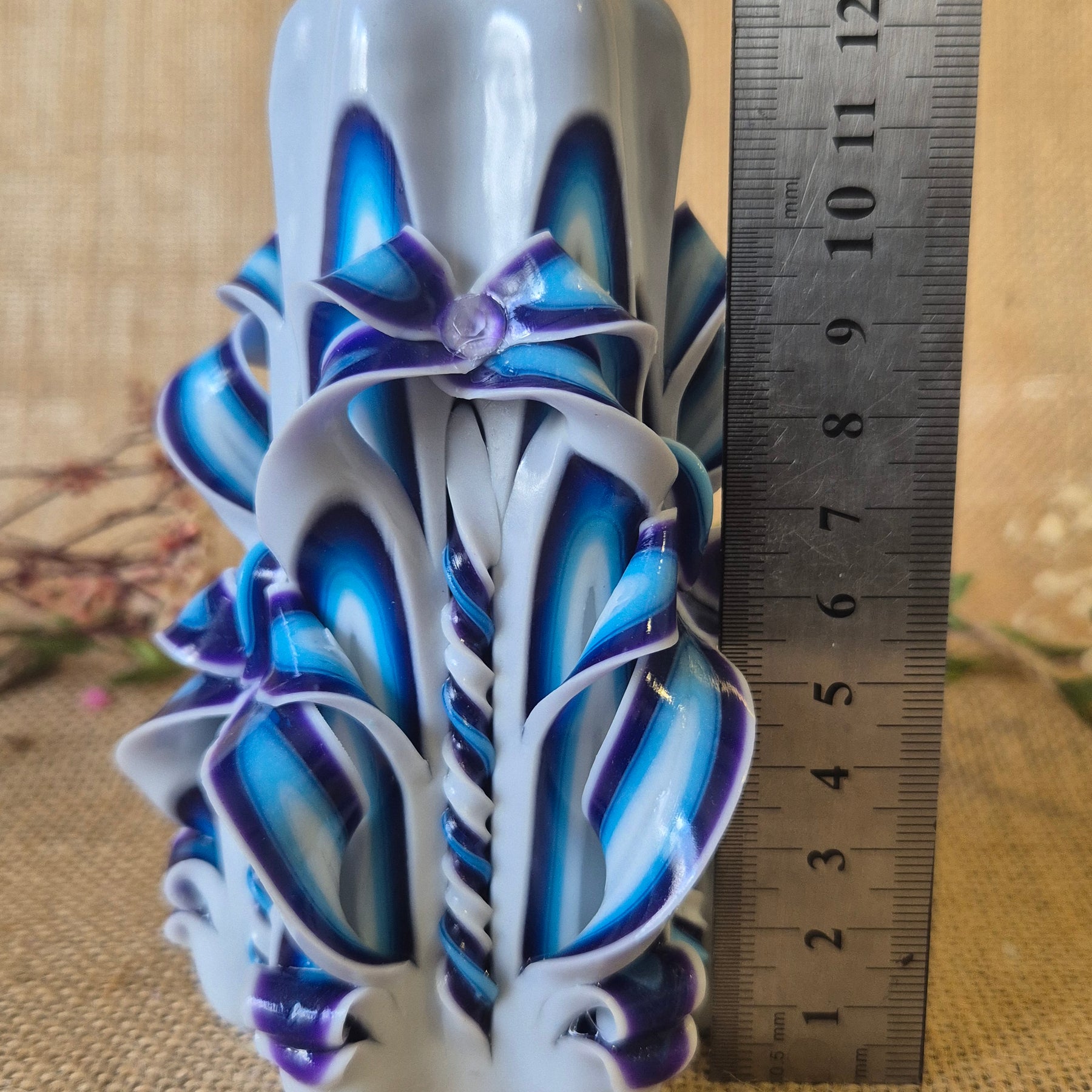 White and Blue 13cm