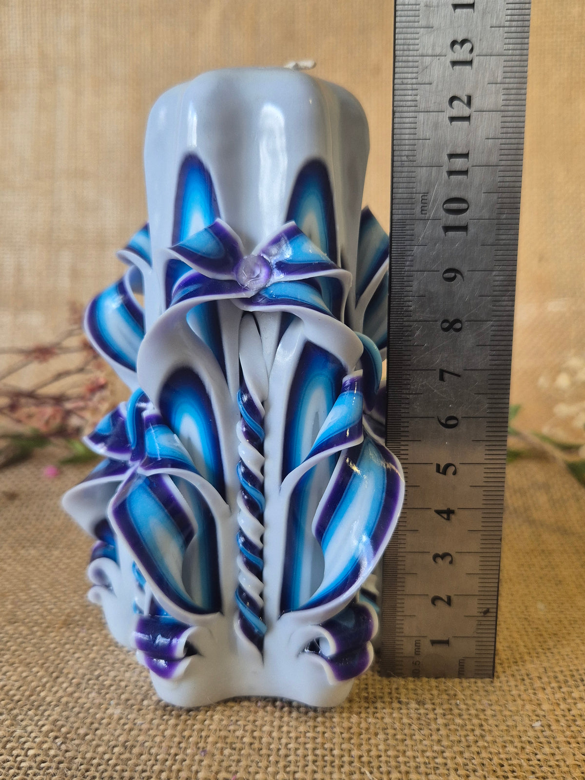 White and Blue 13cm
