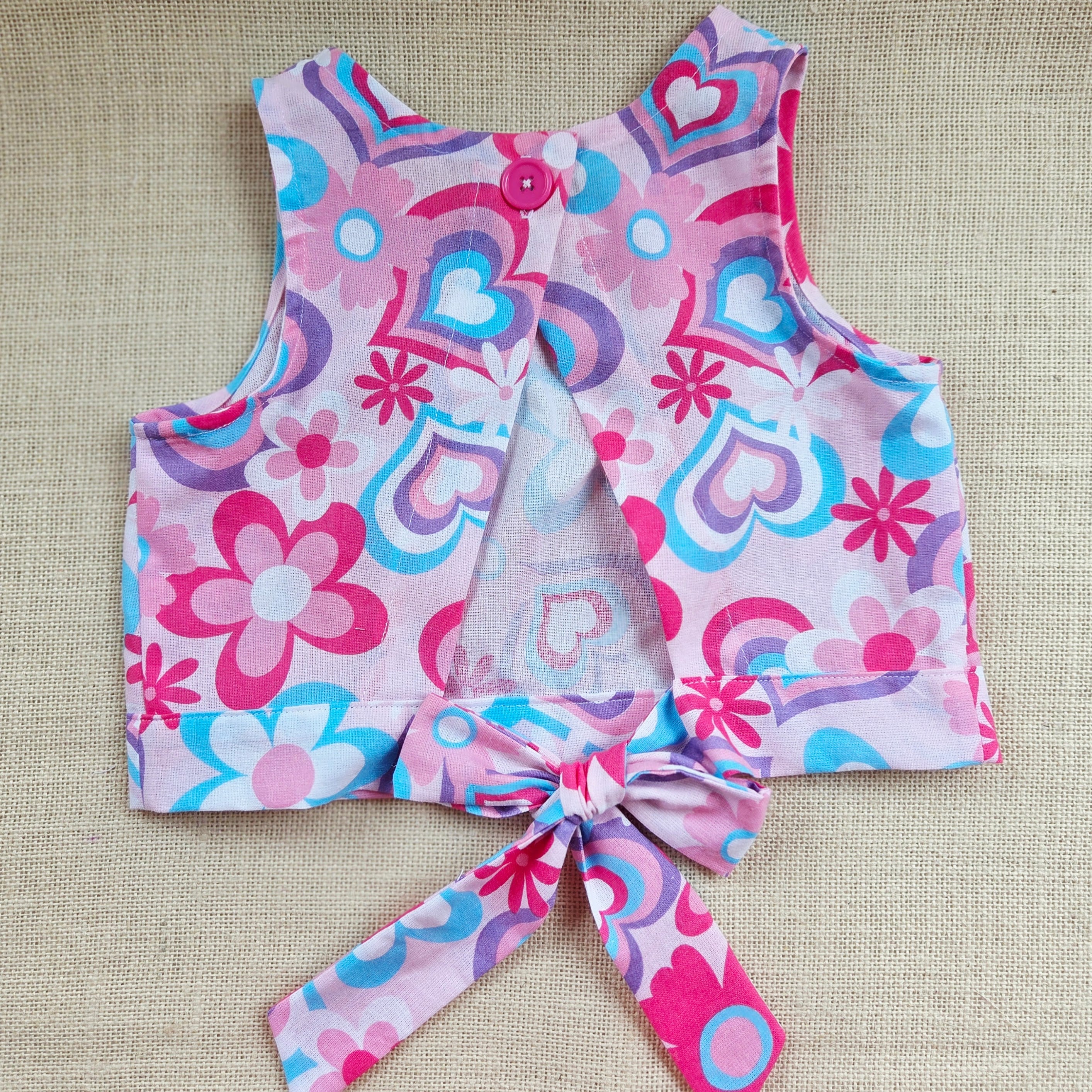 "Hearts & Flowers" Shorts & Top Set - Size 5 Years