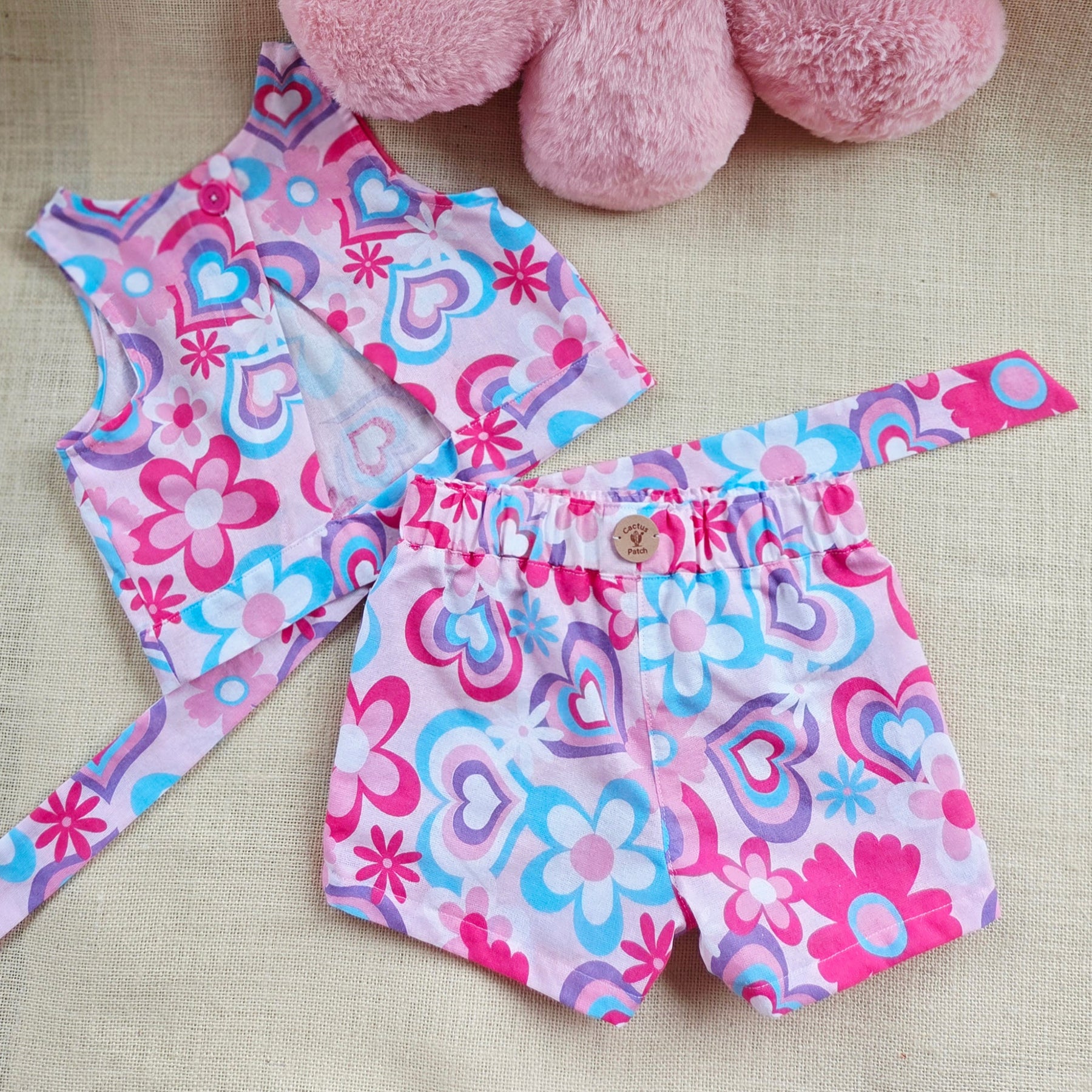 "Hearts & Flowers" Shorts & Top Set - Size 5 Years