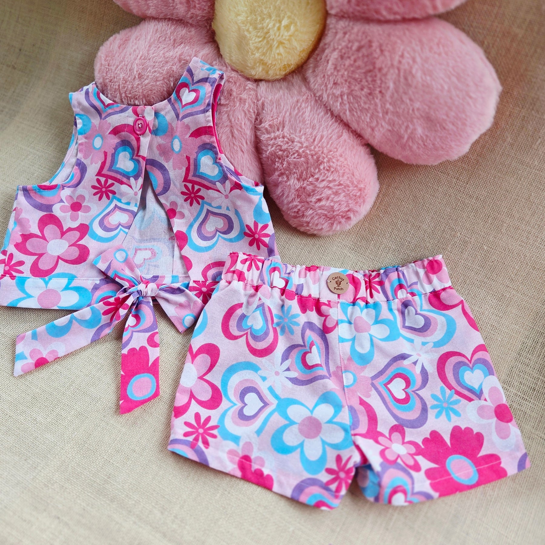 "Hearts & Flowers" Shorts & Top Set - Size 5 Years