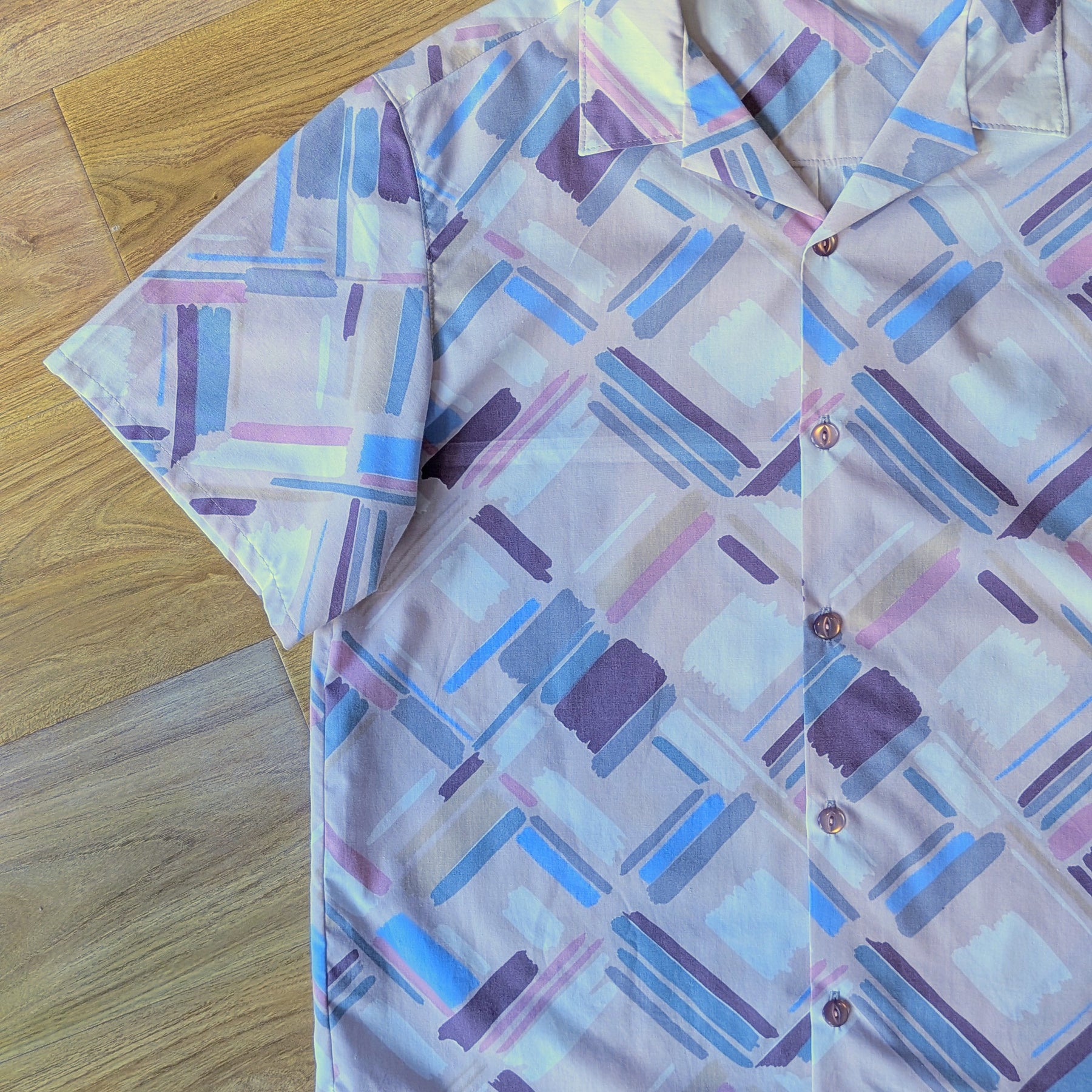 Upcycled Unisex Cotton Button-up Shirt 1980s/90s Sheet (Pink / Size M)