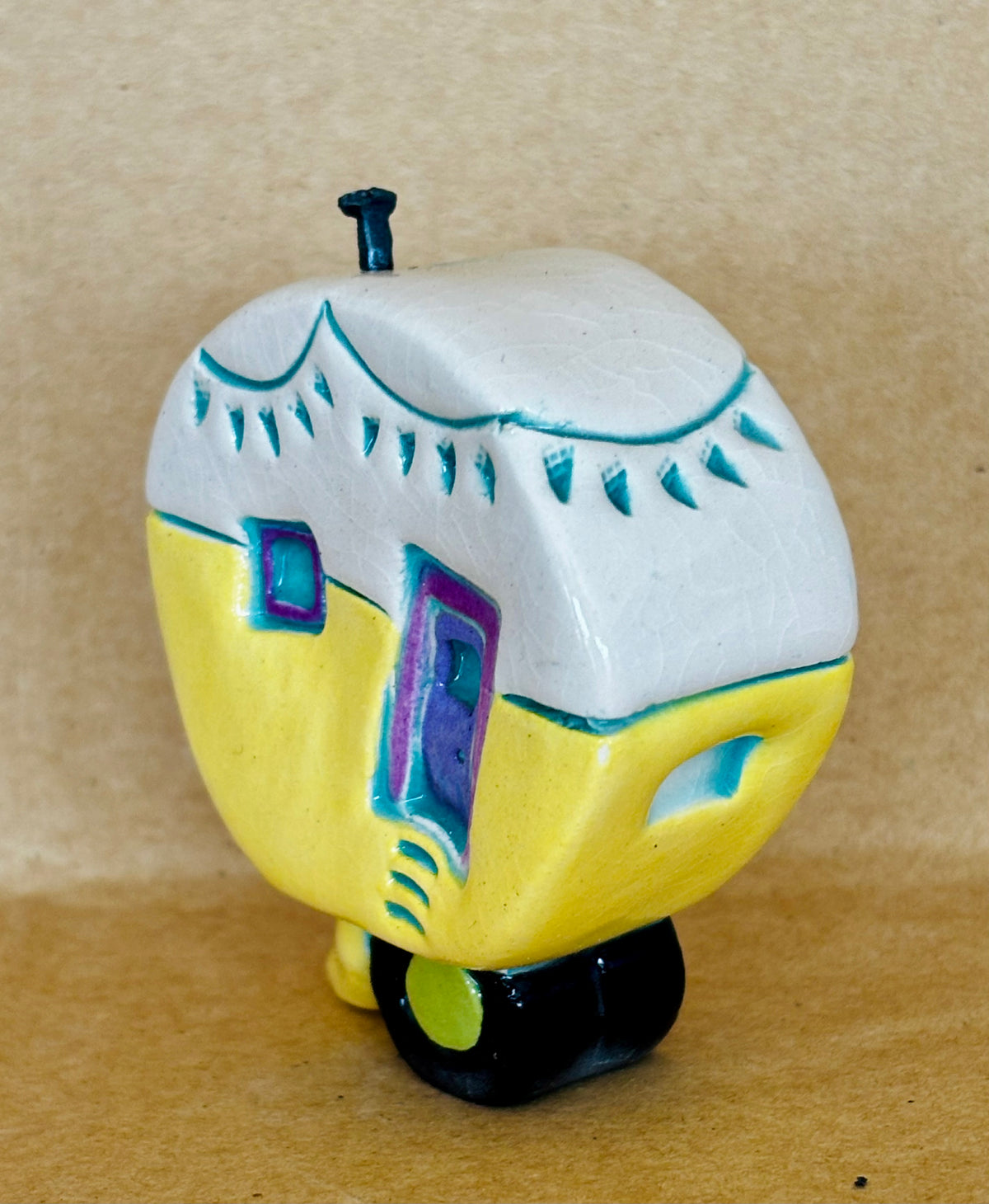 Small Retro Collectable Ceramic Caravan 4