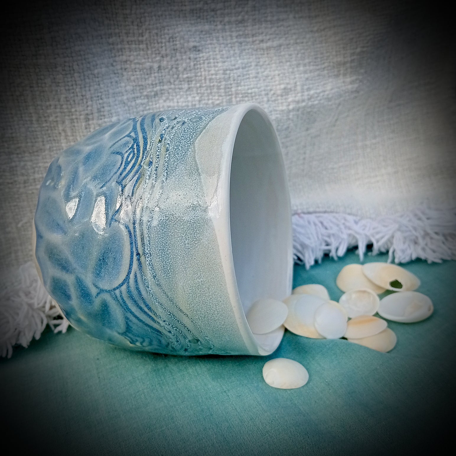 Beneath the waves large tumbler