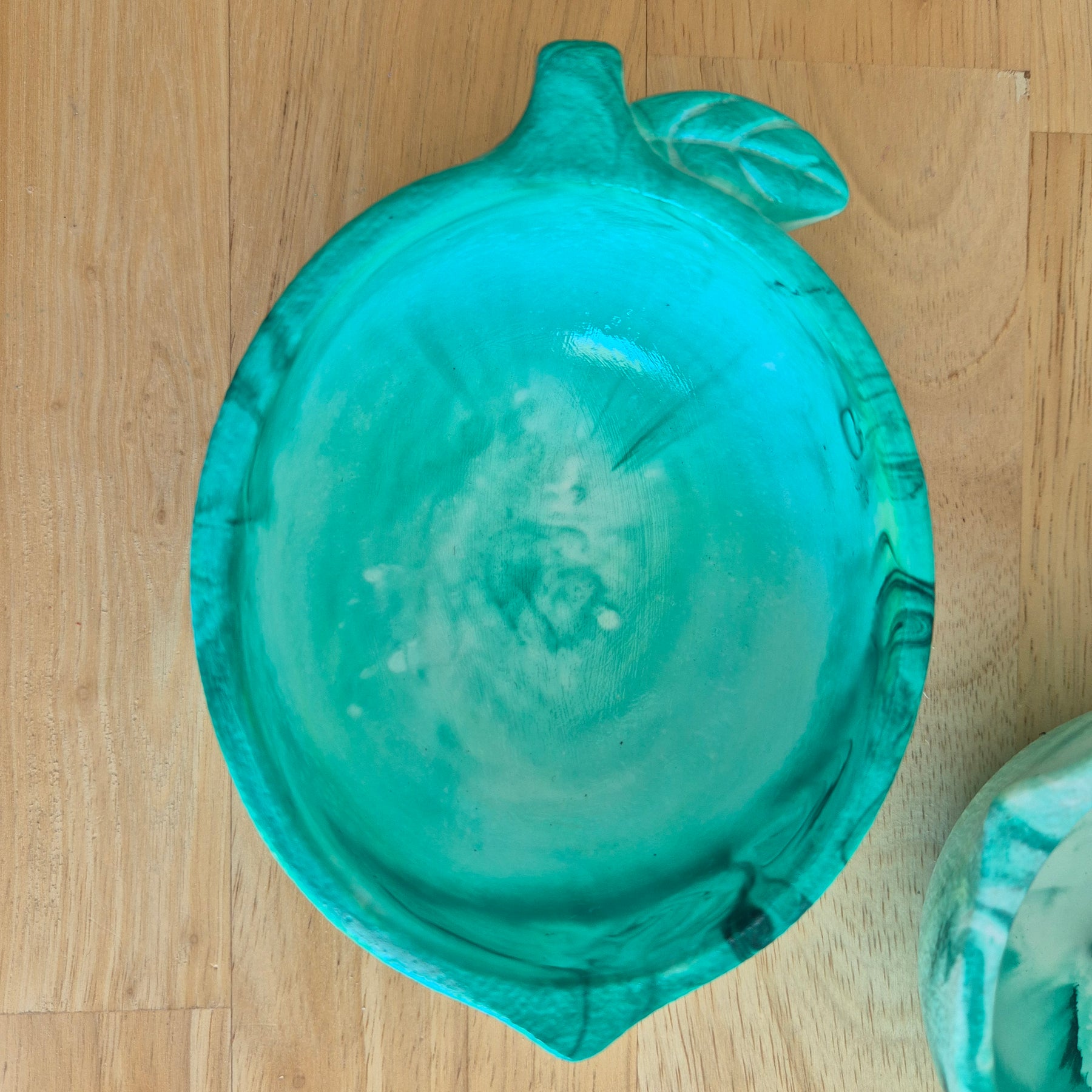 Concrete lime bowl candle with lime fragrance
