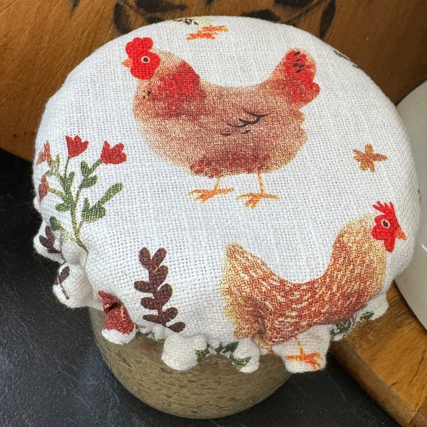 Country Style Reversible Jar Cover - Chickens