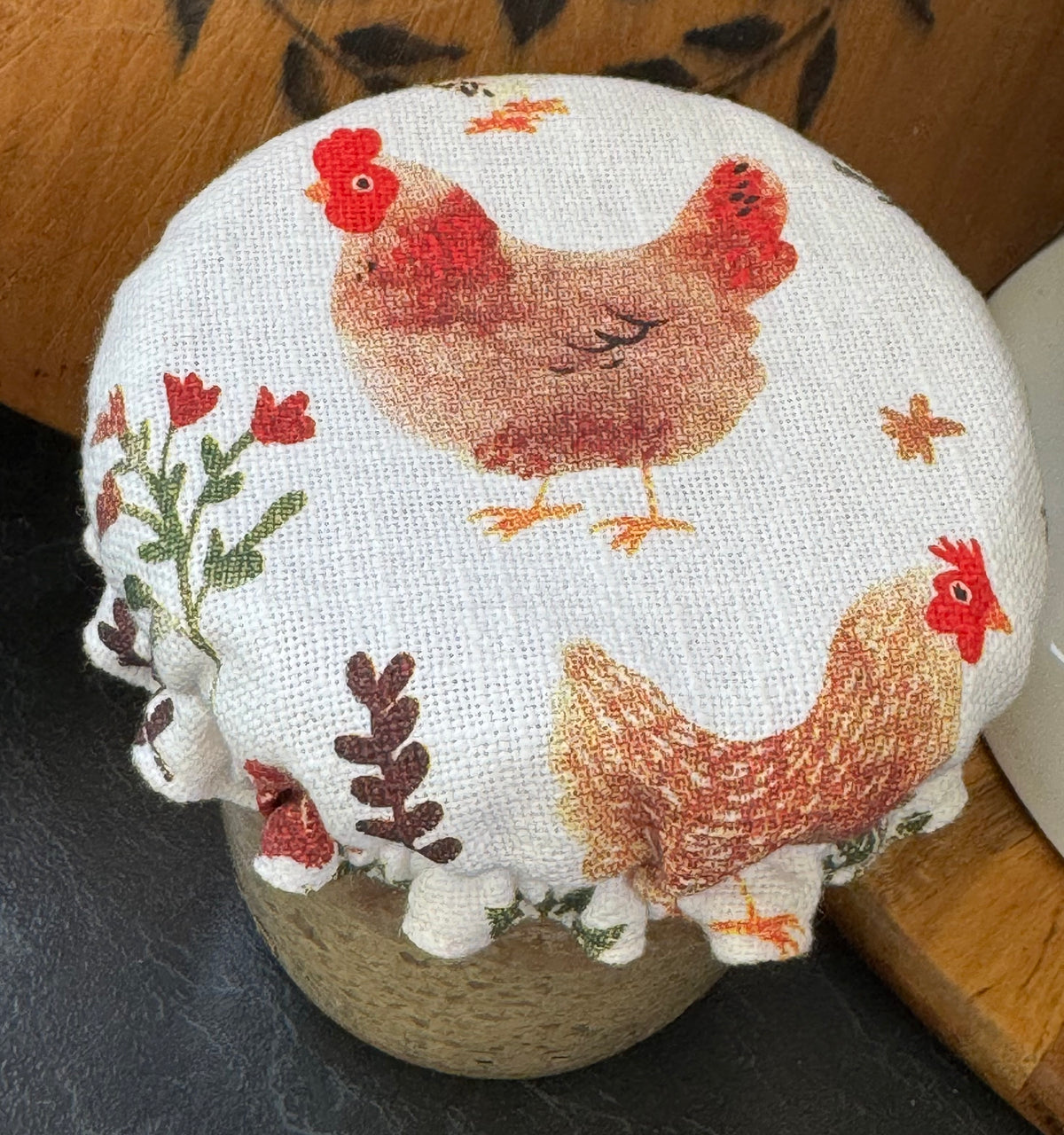 Country Style Reversible Jar Cover - Chickens