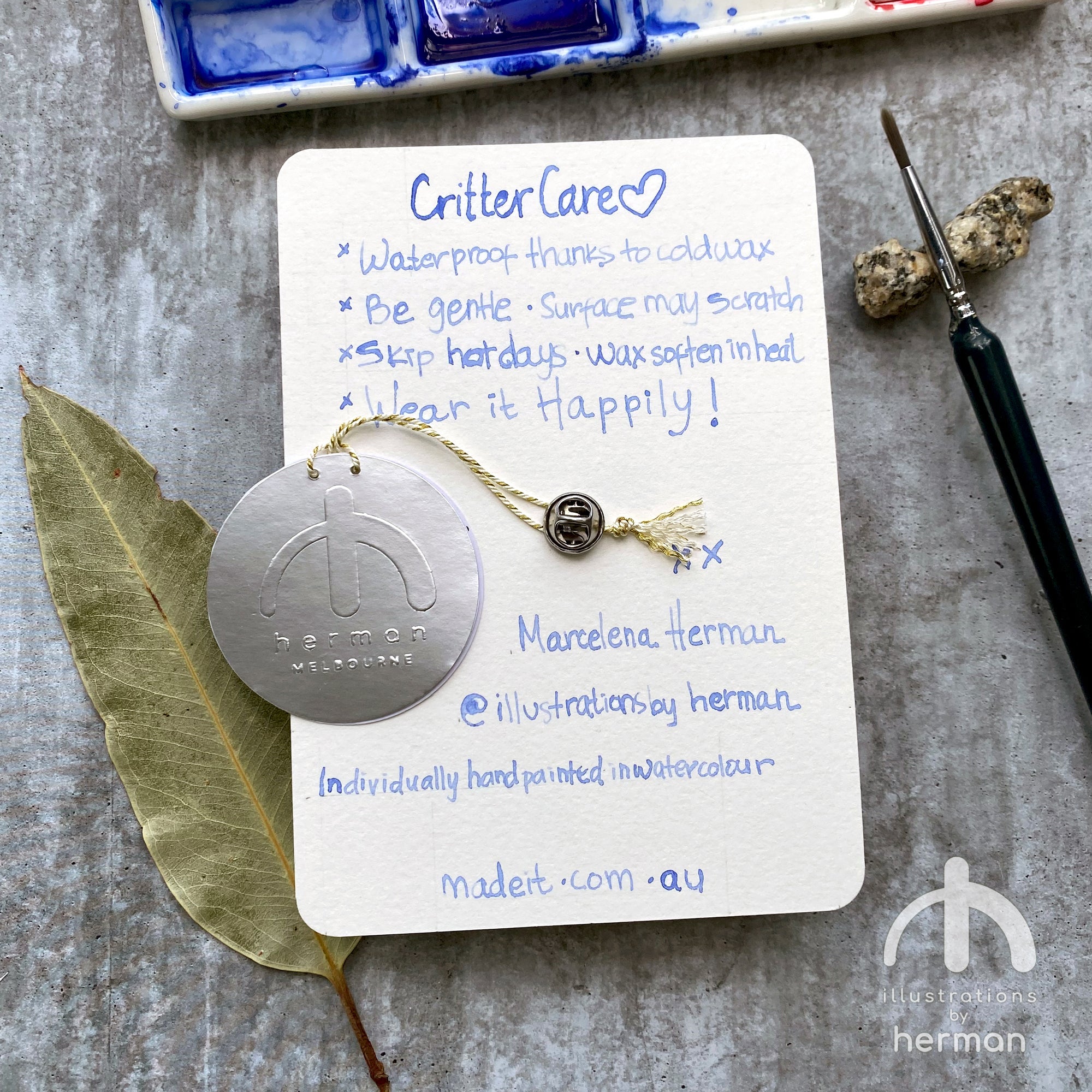 Australian Animal Brooch - Handpainted - Delft Inspired