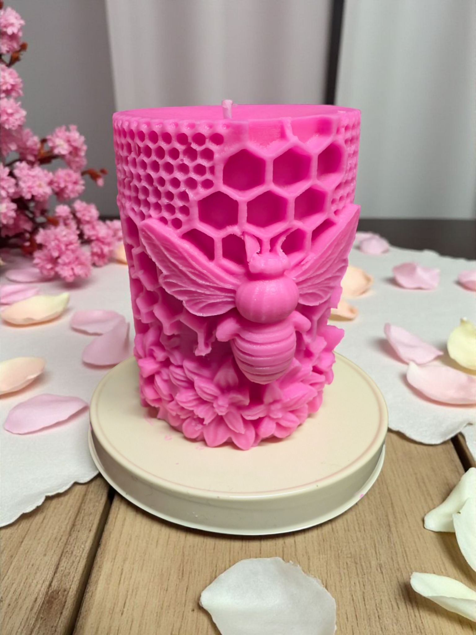 Hand Poured Bee Candle | Patchouli, Musk & Sandalwood | Hot Pink Pillar