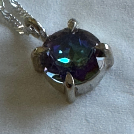 Mystic Topaz Pendant — Sterling Silver, 10 mm Gem, 42 cm Chain (Hand-Crafted)