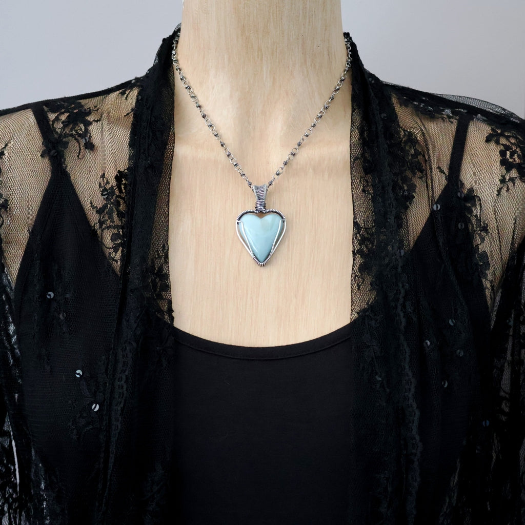 Handcrafted Mtorolite Pendant - Calm Heart Talisman