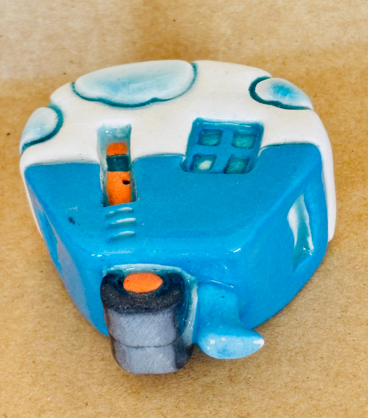 Small Retro Collectable Ceramic Caravan 9