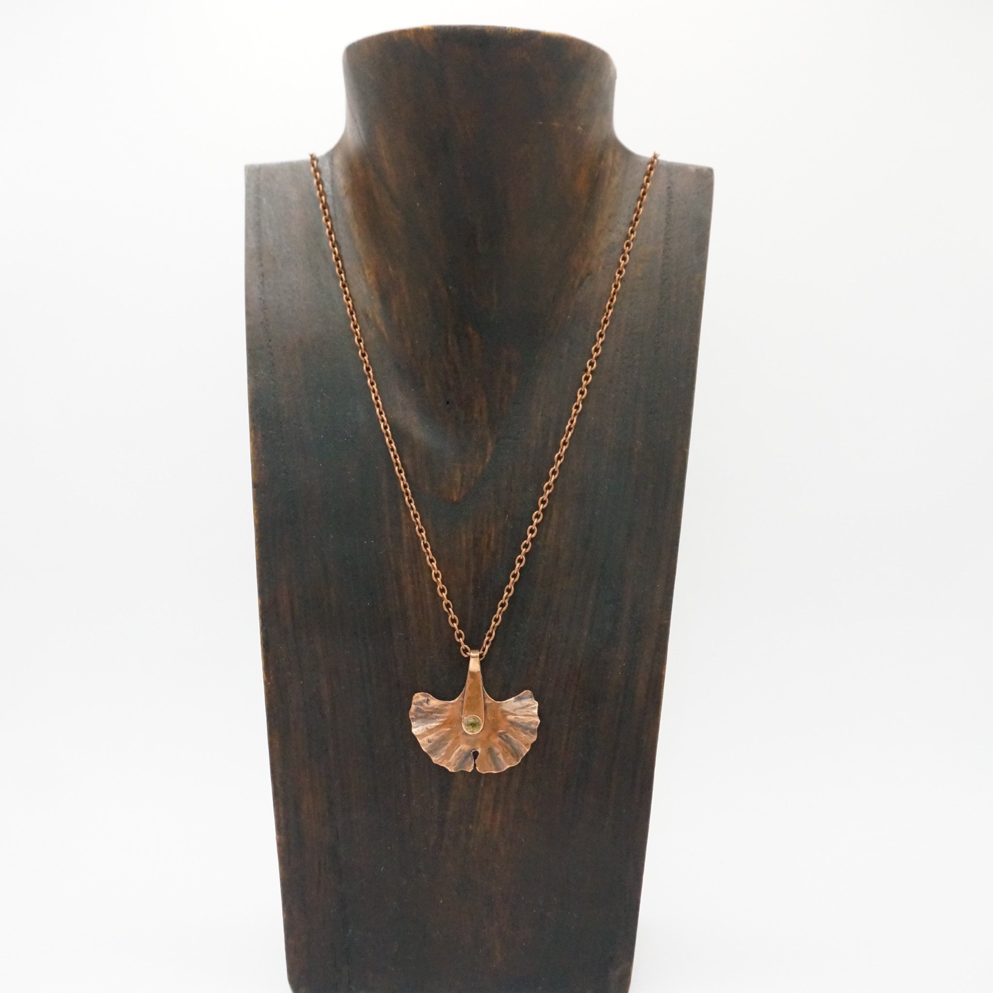 Gingko Leaf - copper necklace with precious stone Peridot