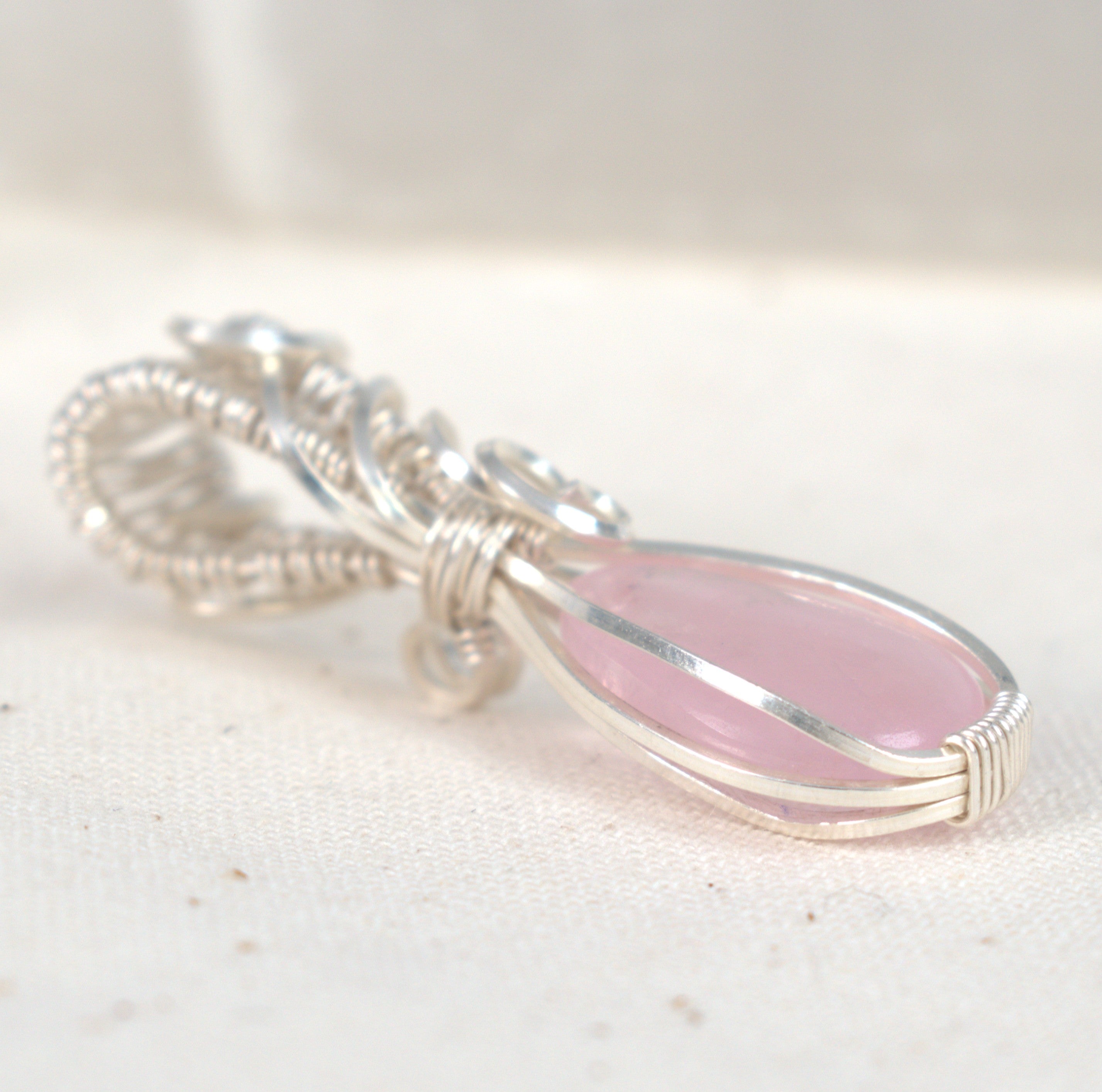 Amity - Natural Morganite Pendant in Silver-Filled Wire