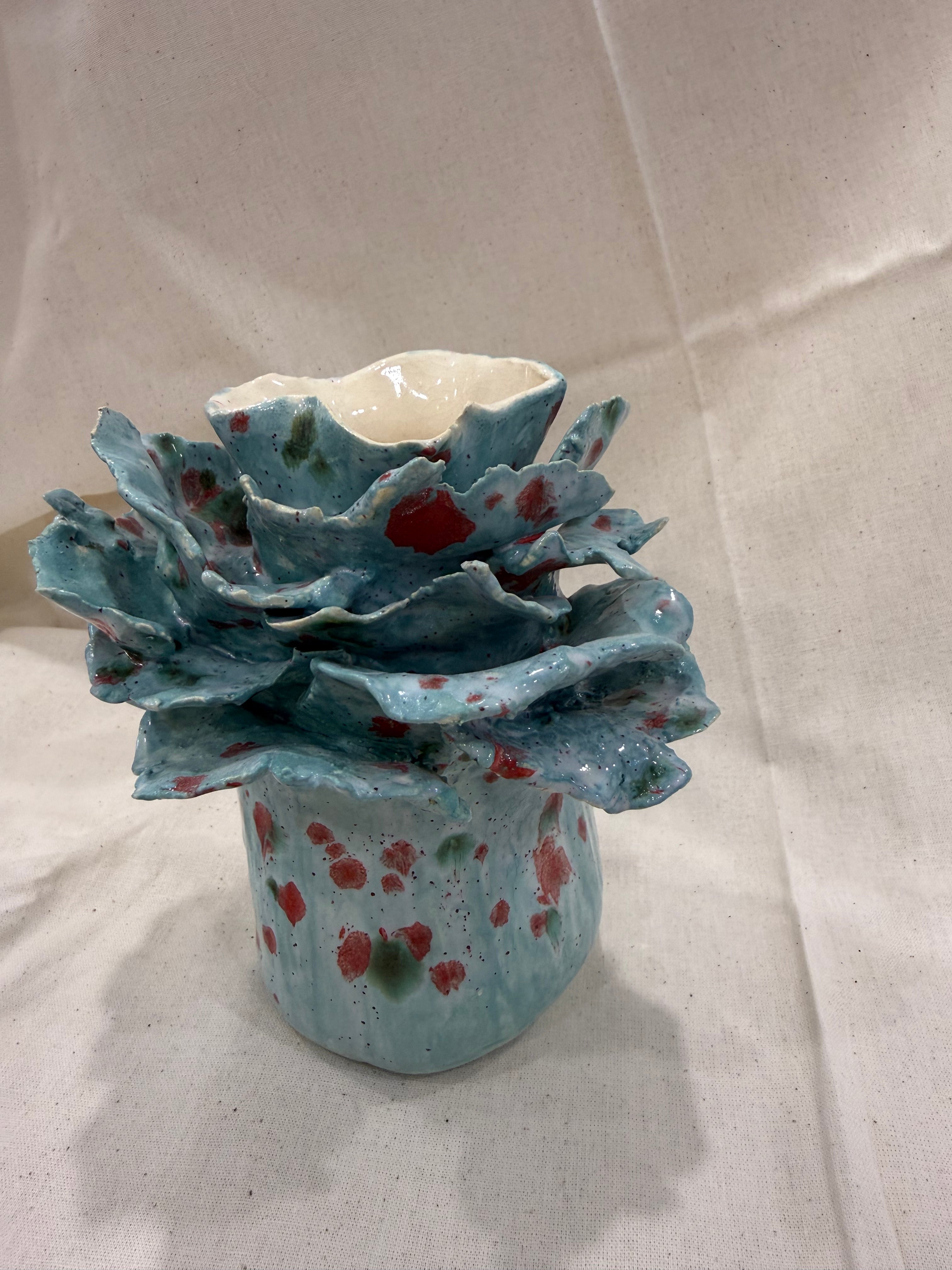 Frilled Posie Vase