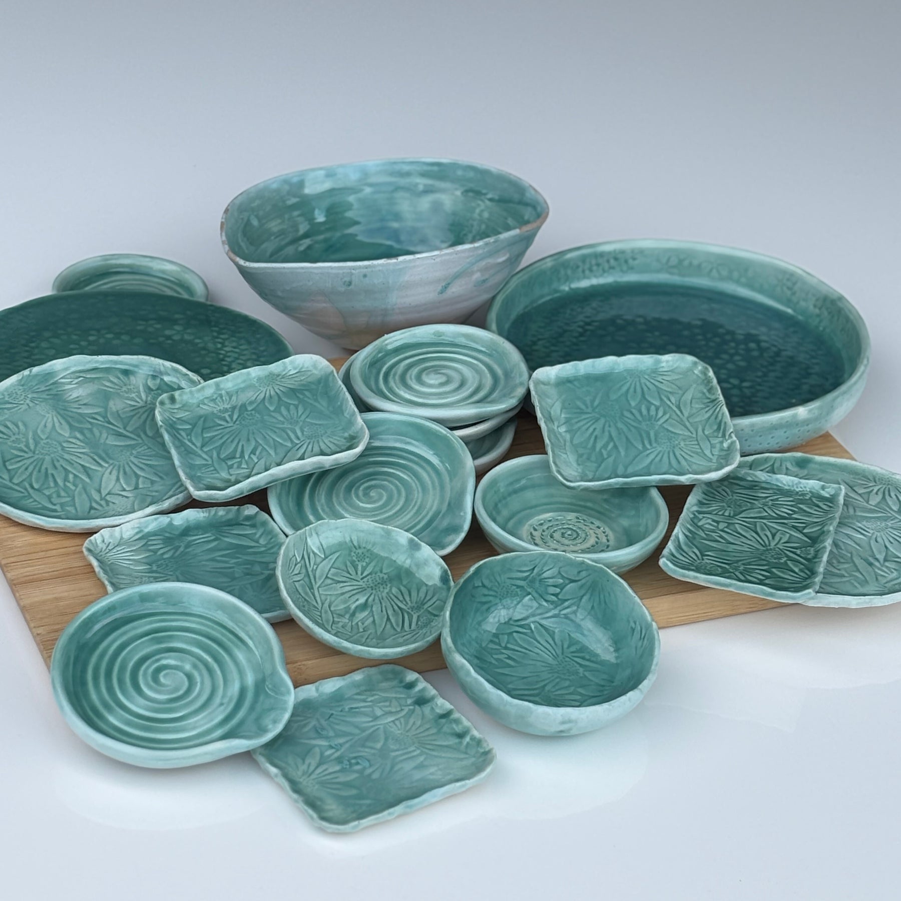 Handmade Ceramic Trinket | Jewellery | Small Food Plates | Spoon Rest | Saucer| Side Plate | Coneflower Floral Stoneware Dishes