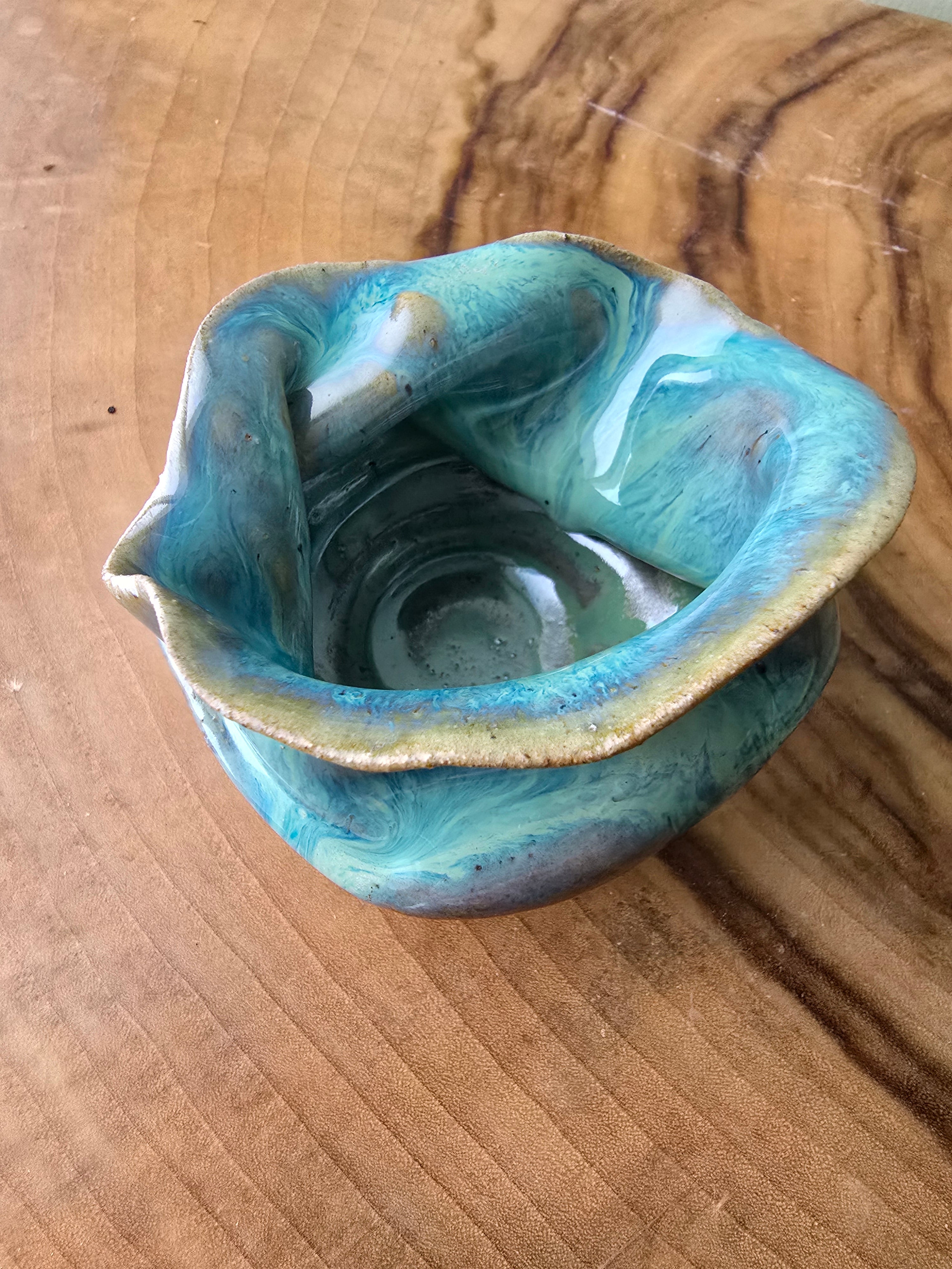 Folded small pot