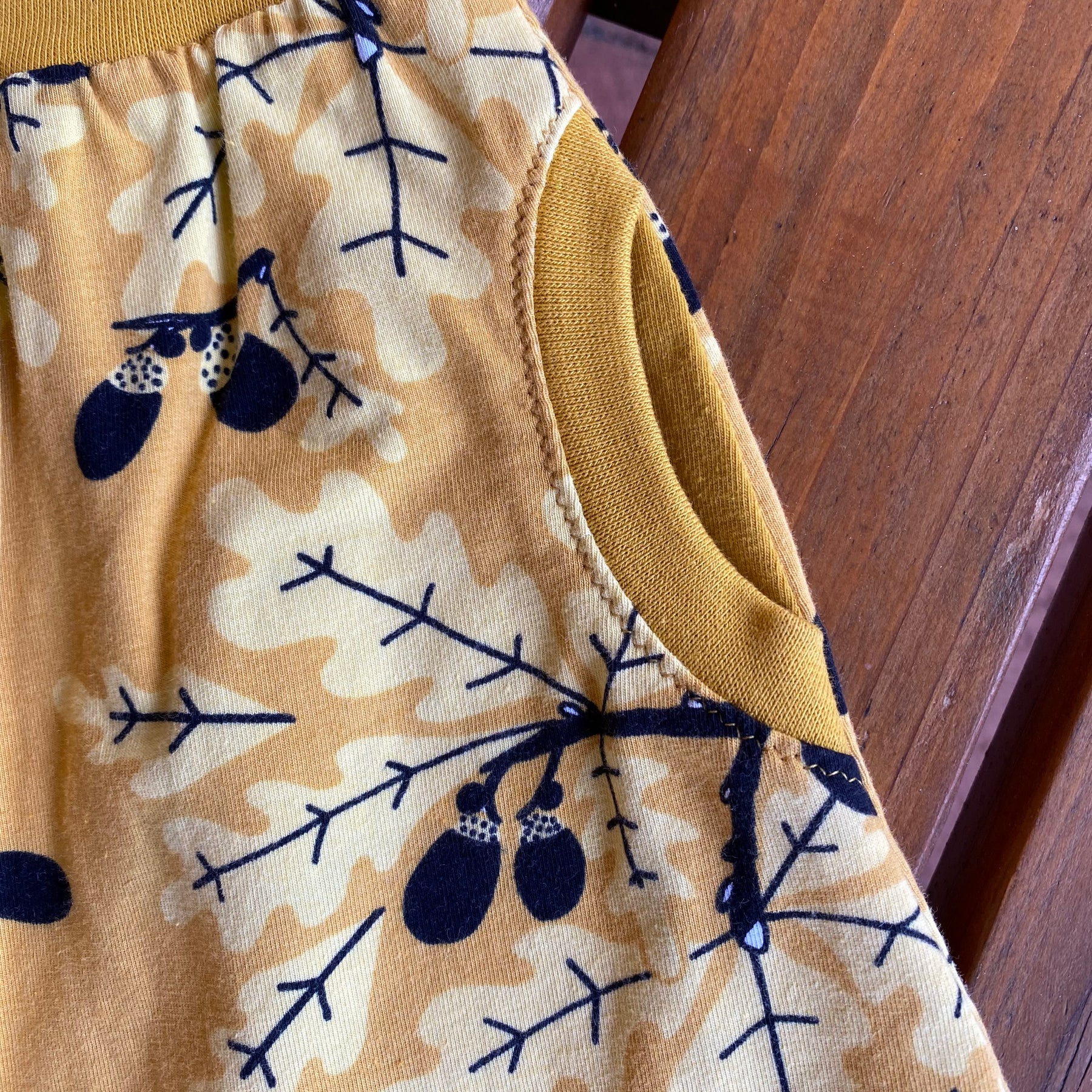Mustard Woodland Print Grunge Pants Size 0