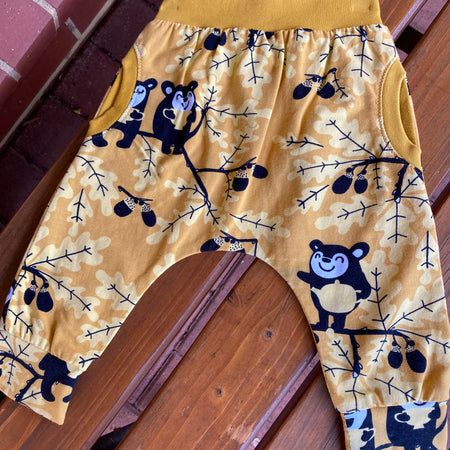 Mustard Woodland Print Grunge Pants Size 0