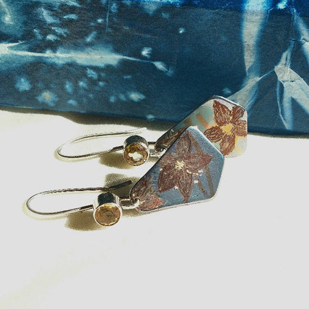 Titanium Dangles with Calytrix Design and Natural Citrines