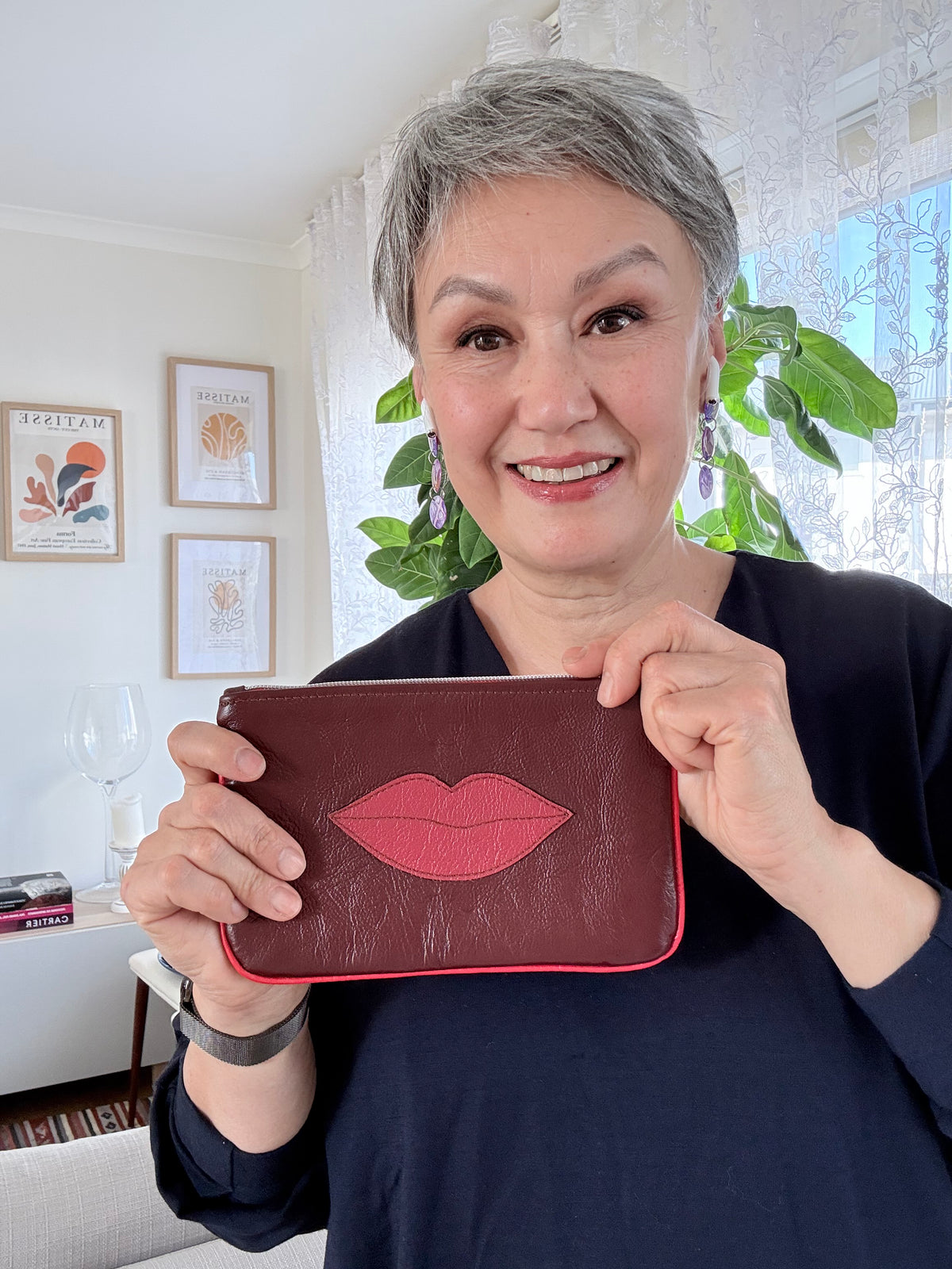 Leather makeup bag / pouch 'Kiss'