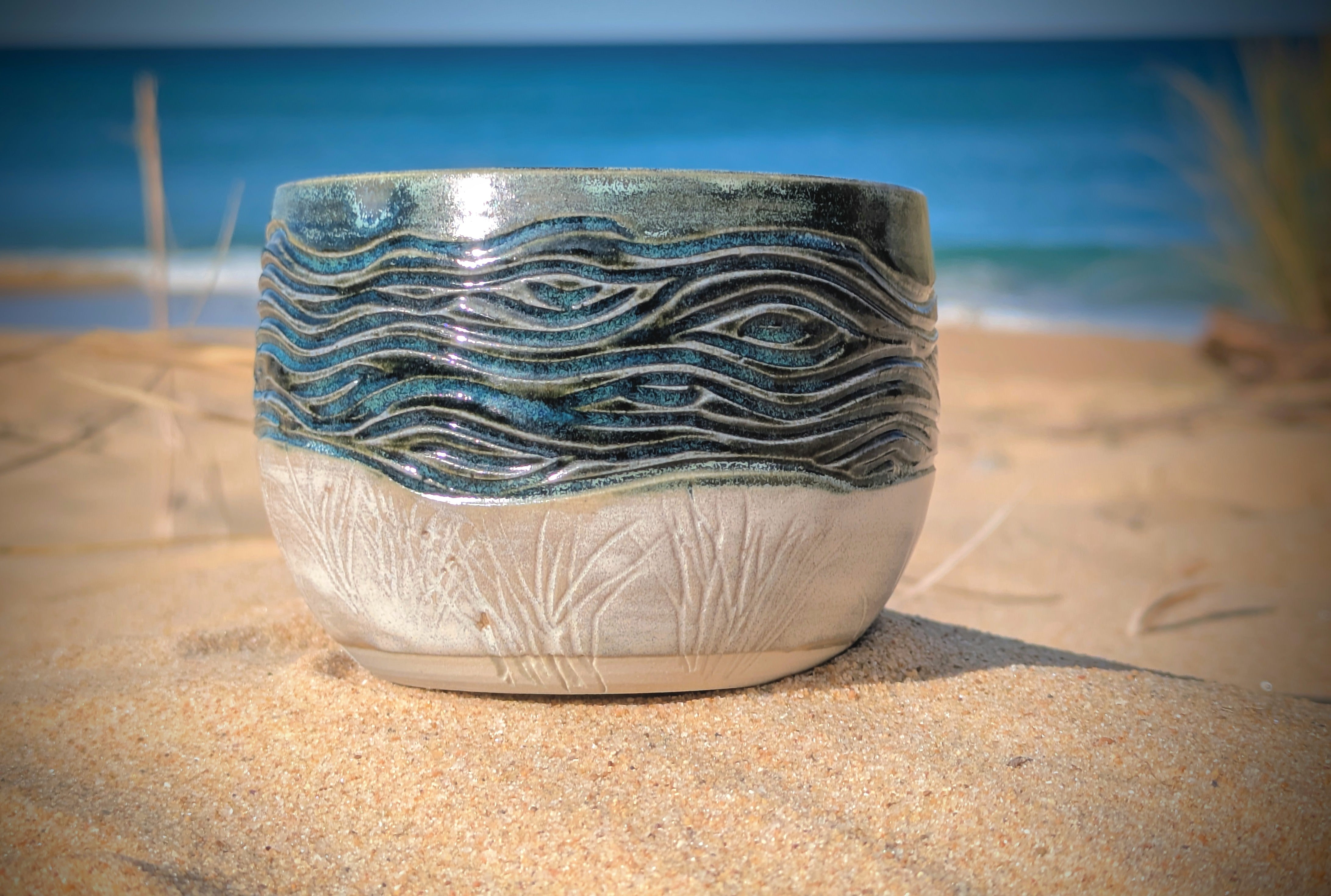 Sand and Waves cup