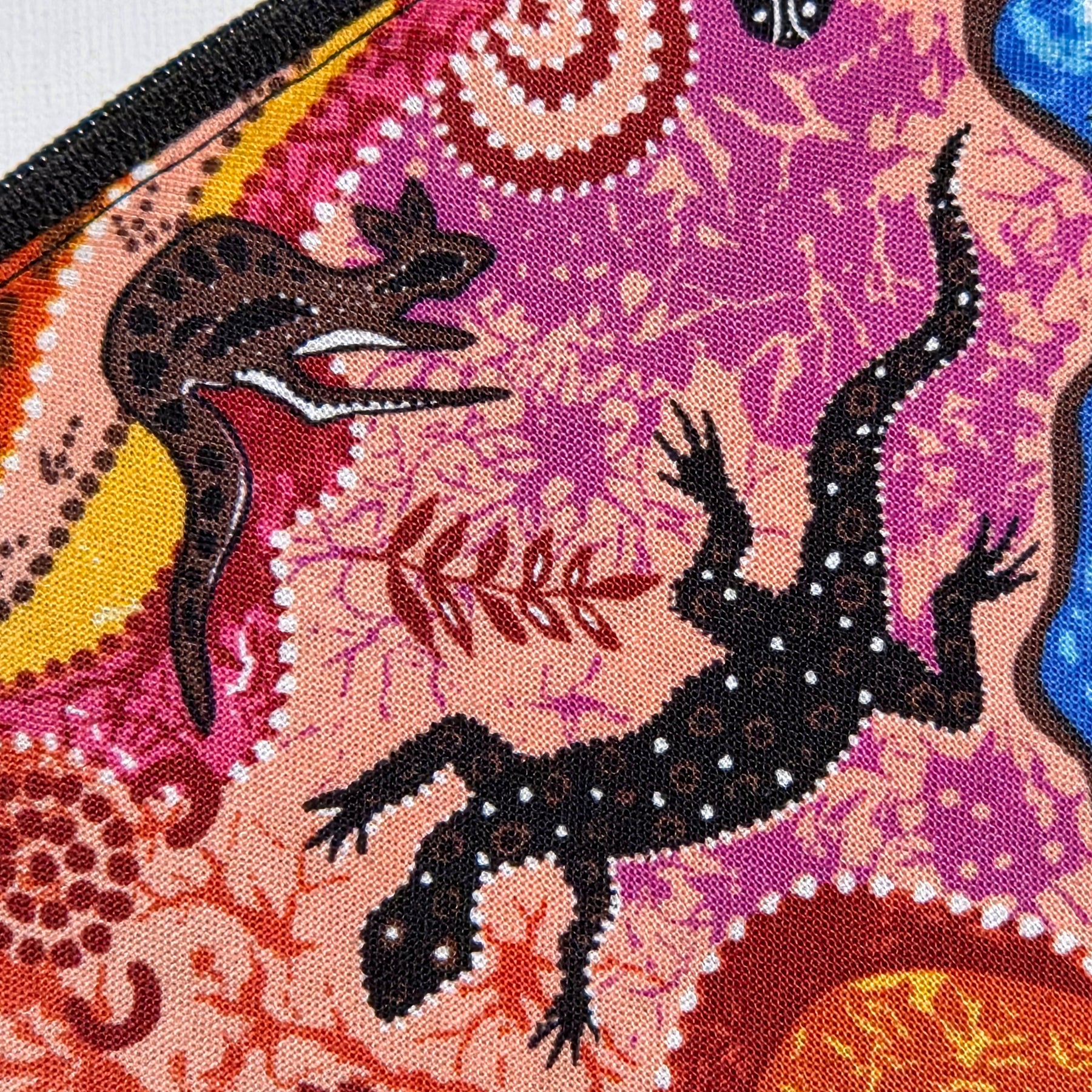 MEDIUM pouch in colourful indigenous design